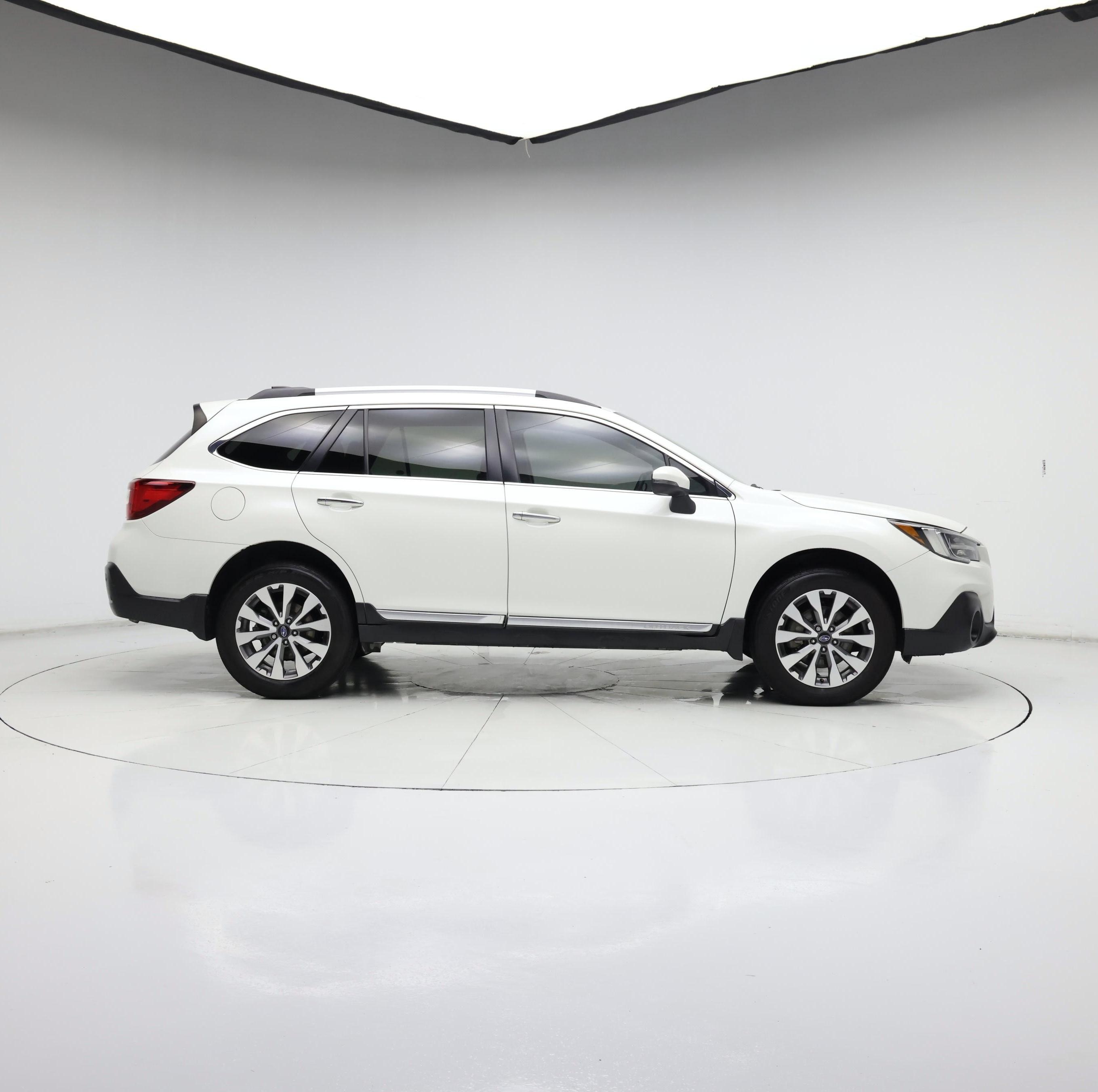 Thumbnail: 2018 Subaru Outback - 7