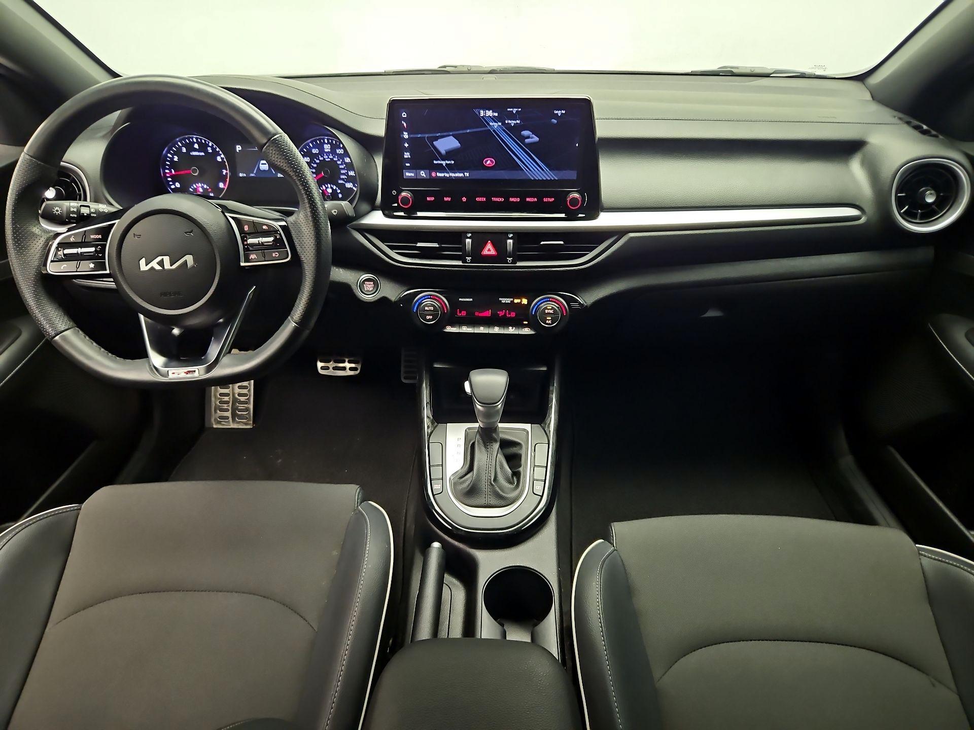 Thumbnail: 2023 Kia Forte - 9