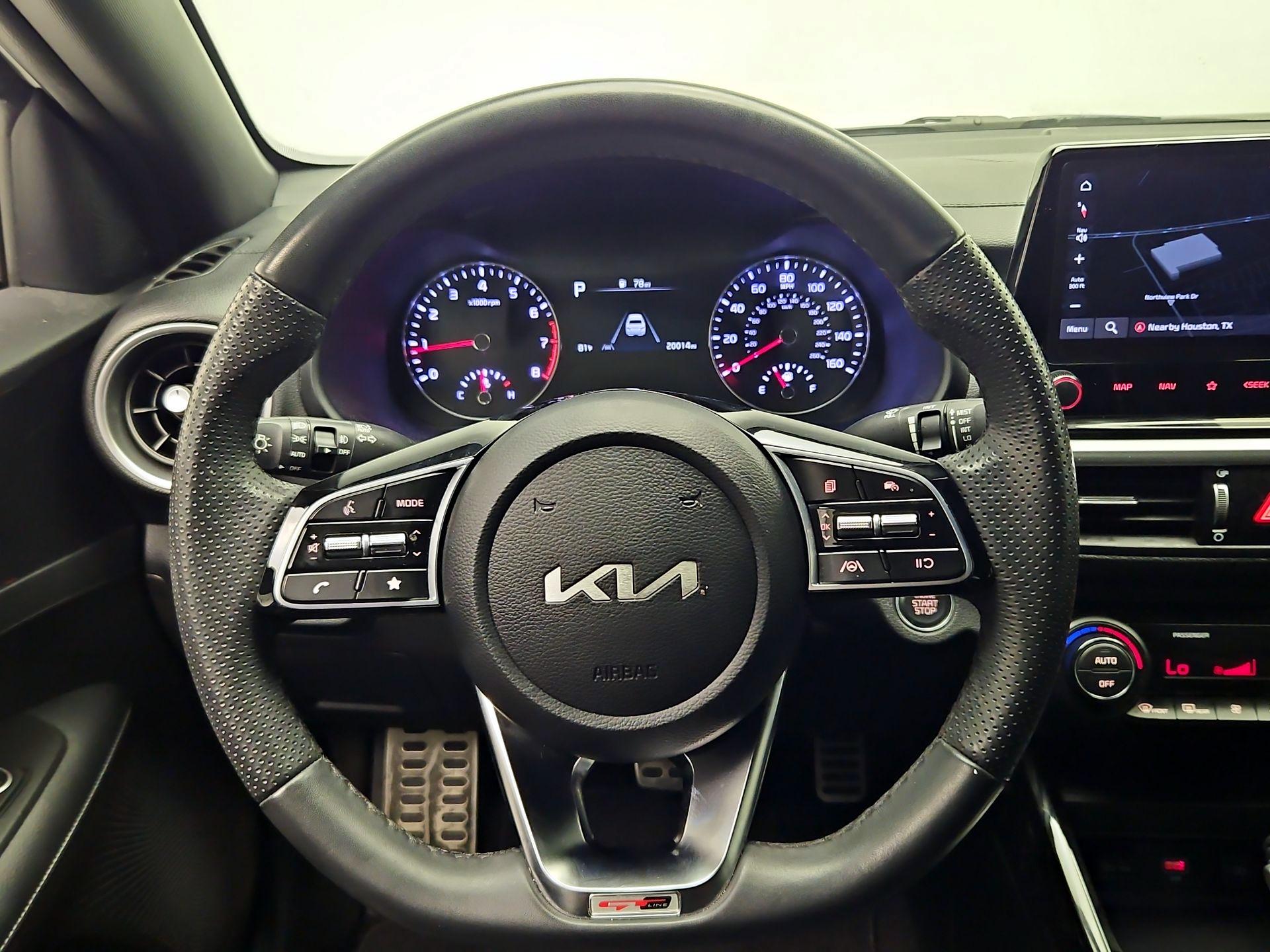 Thumbnail: 2023 Kia Forte - 10
