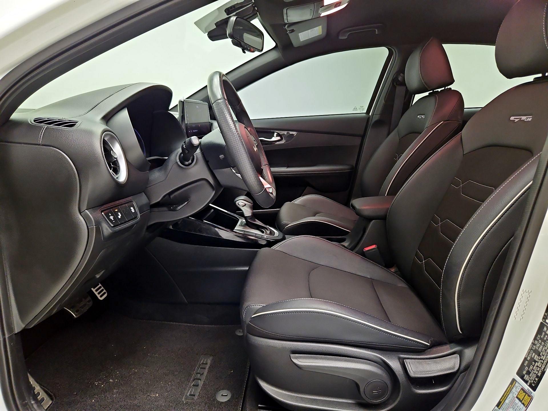 Thumbnail: 2023 Kia Forte - 11