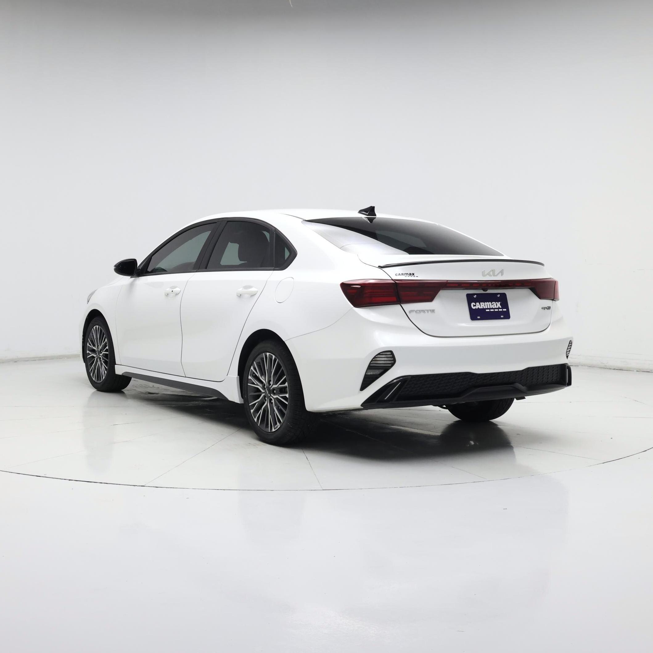 Thumbnail: 2023 Kia Forte - 2