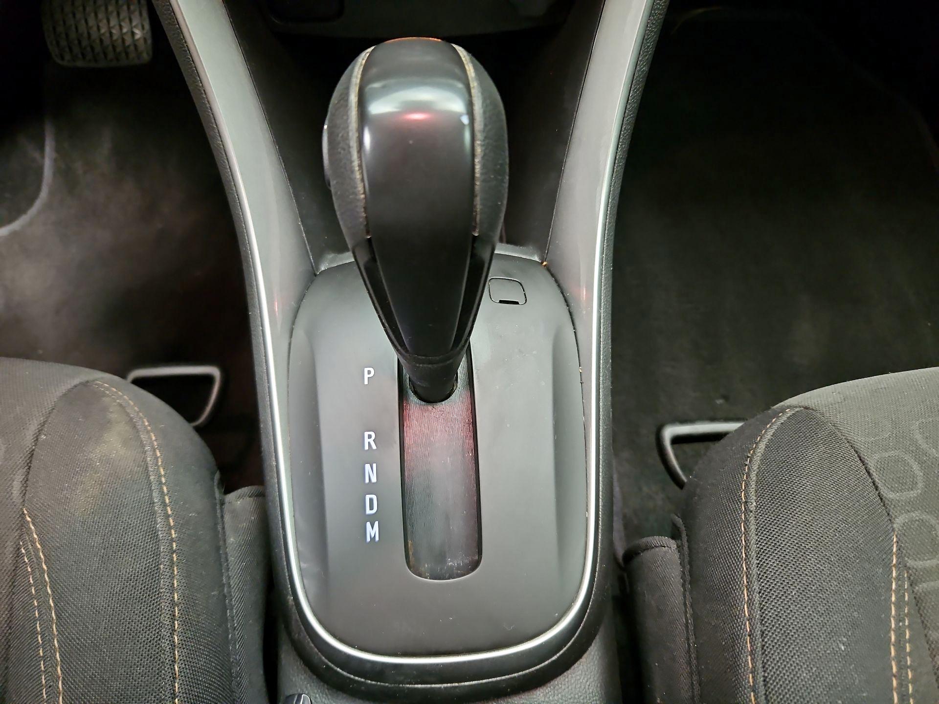 Thumbnail: 2020 Chevrolet Trax - 17
