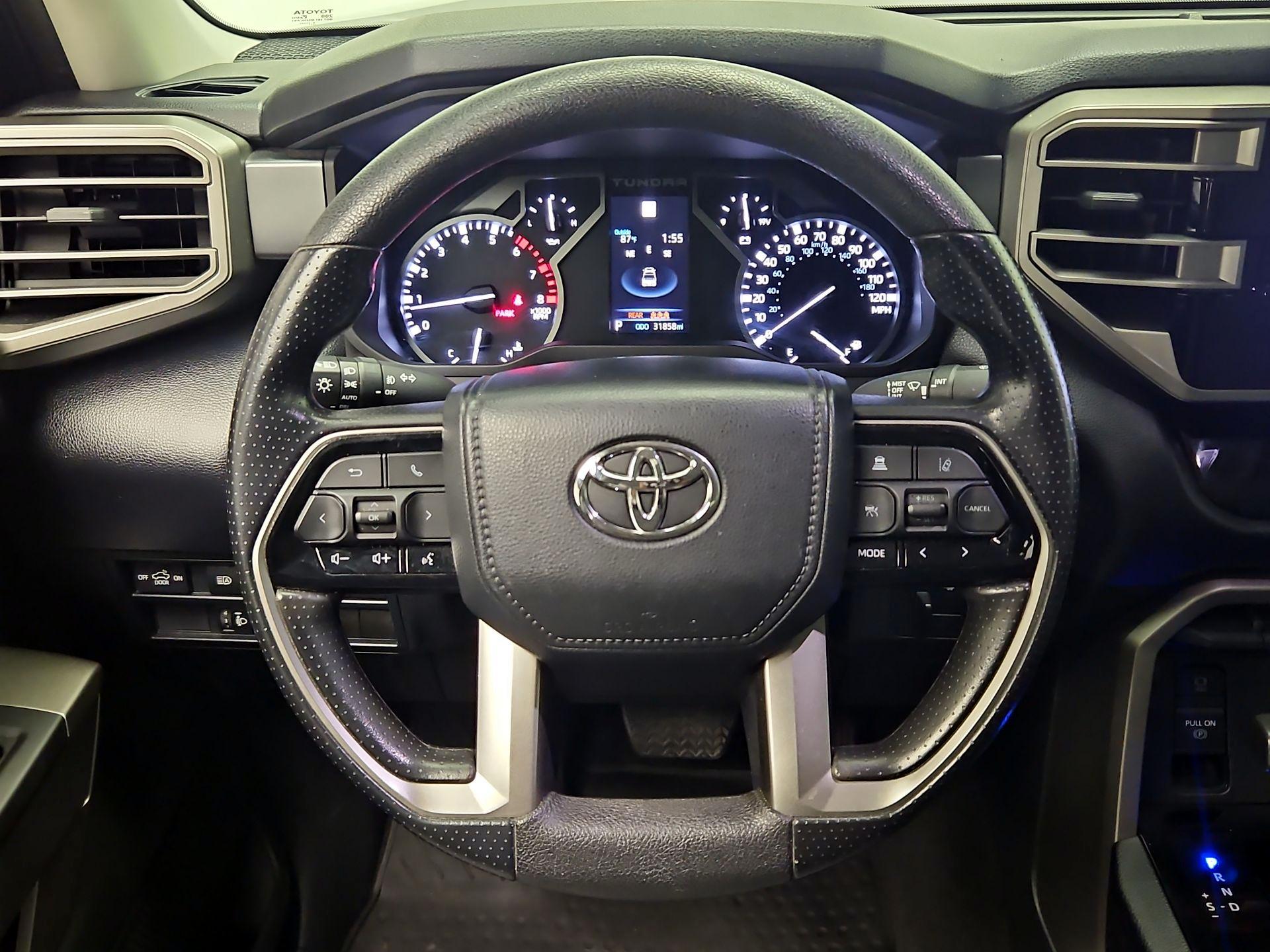 Thumbnail: 2024 Toyota Tundra - 10
