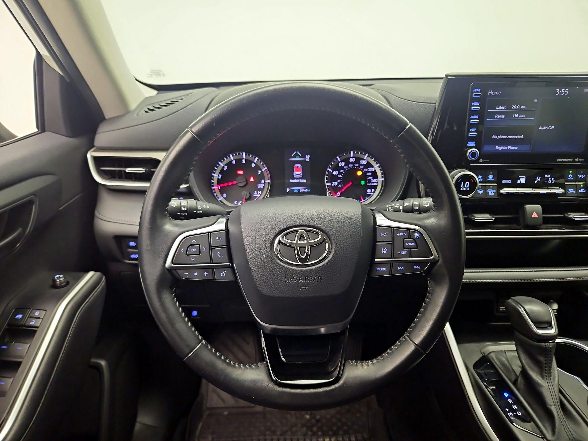 Thumbnail: 2021 Toyota Highlander - 10
