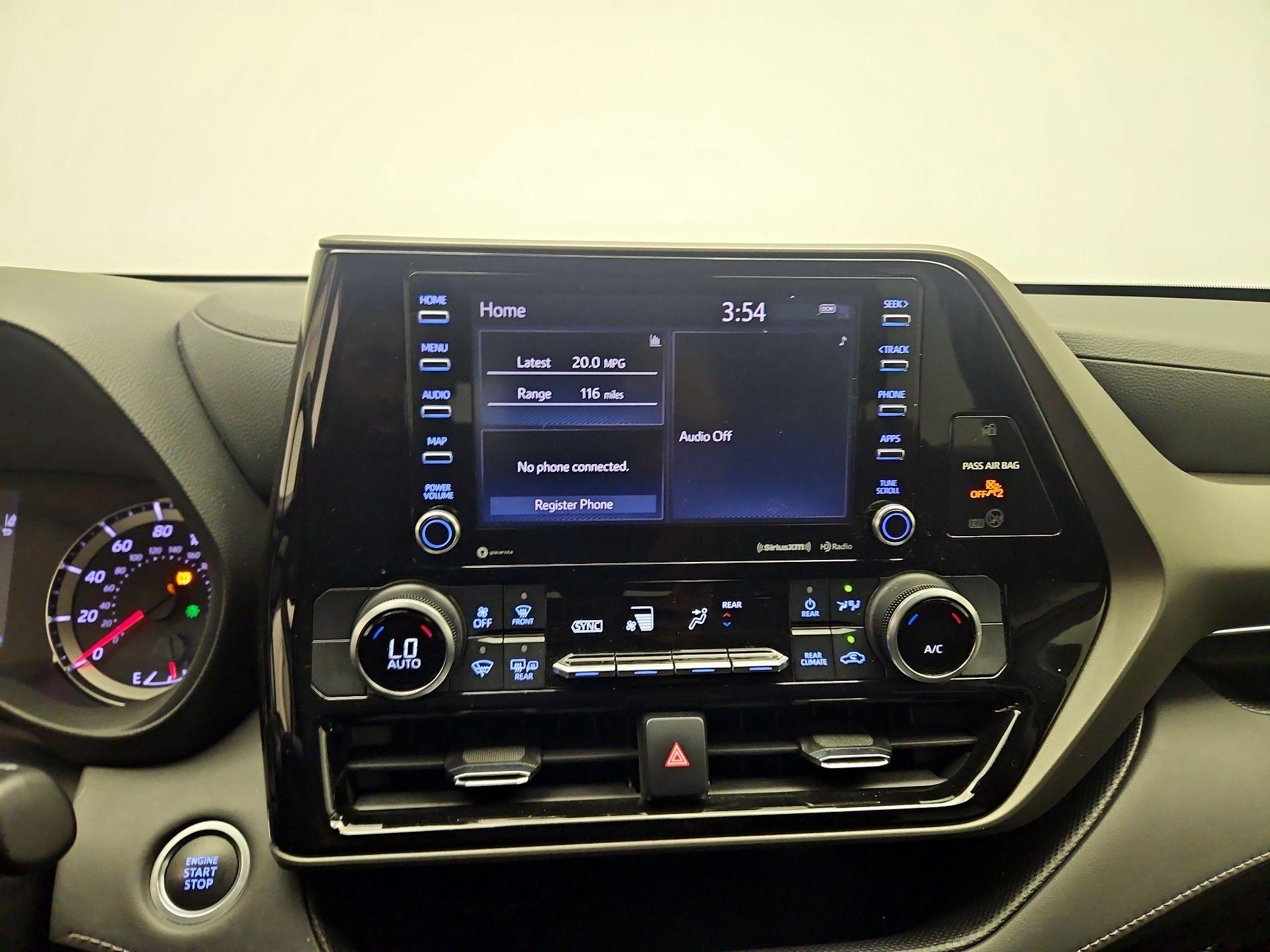 Thumbnail: 2021 Toyota Highlander - 14