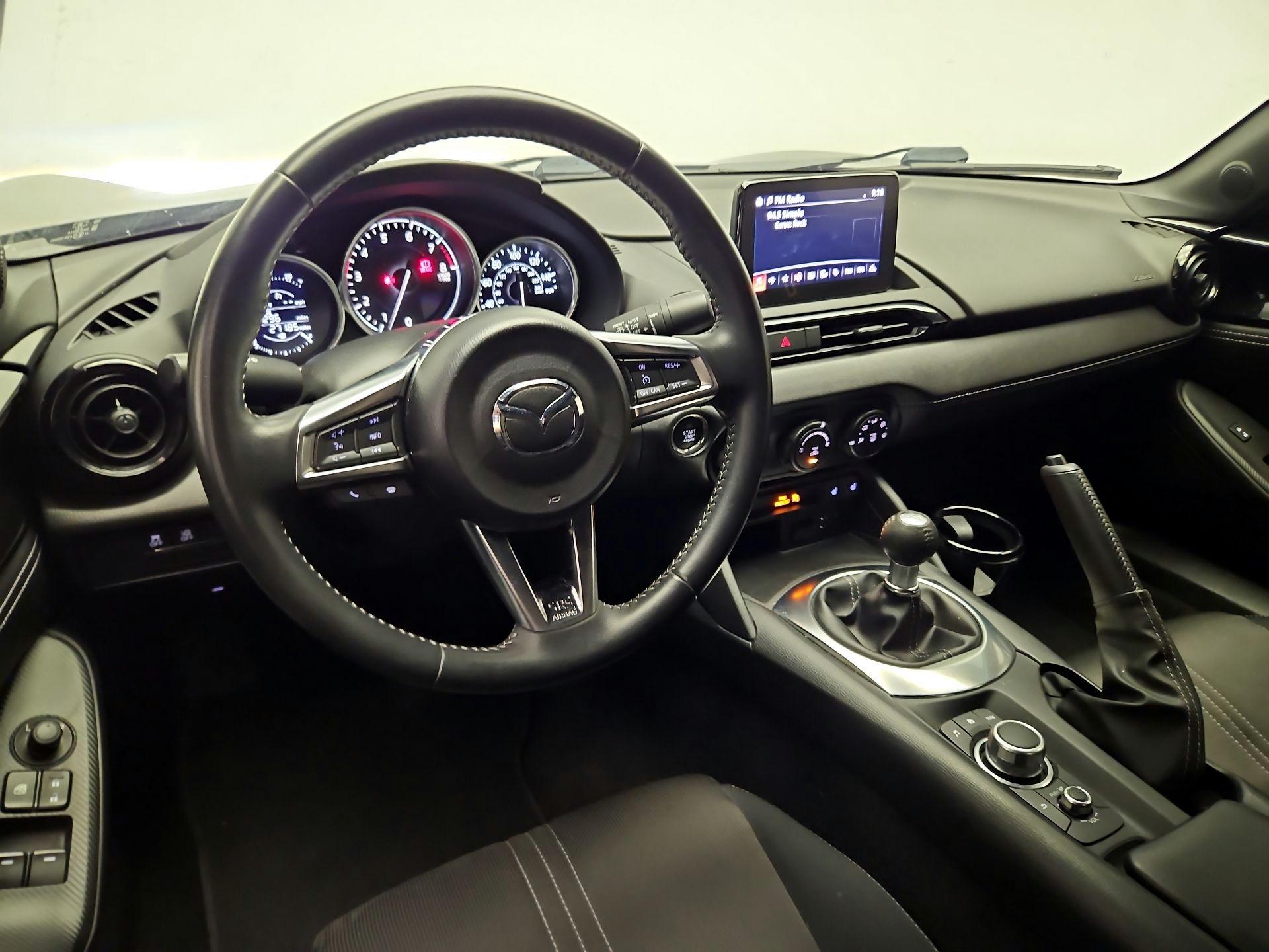 Thumbnail: 2021 Mazda MX-5 Miata - 9