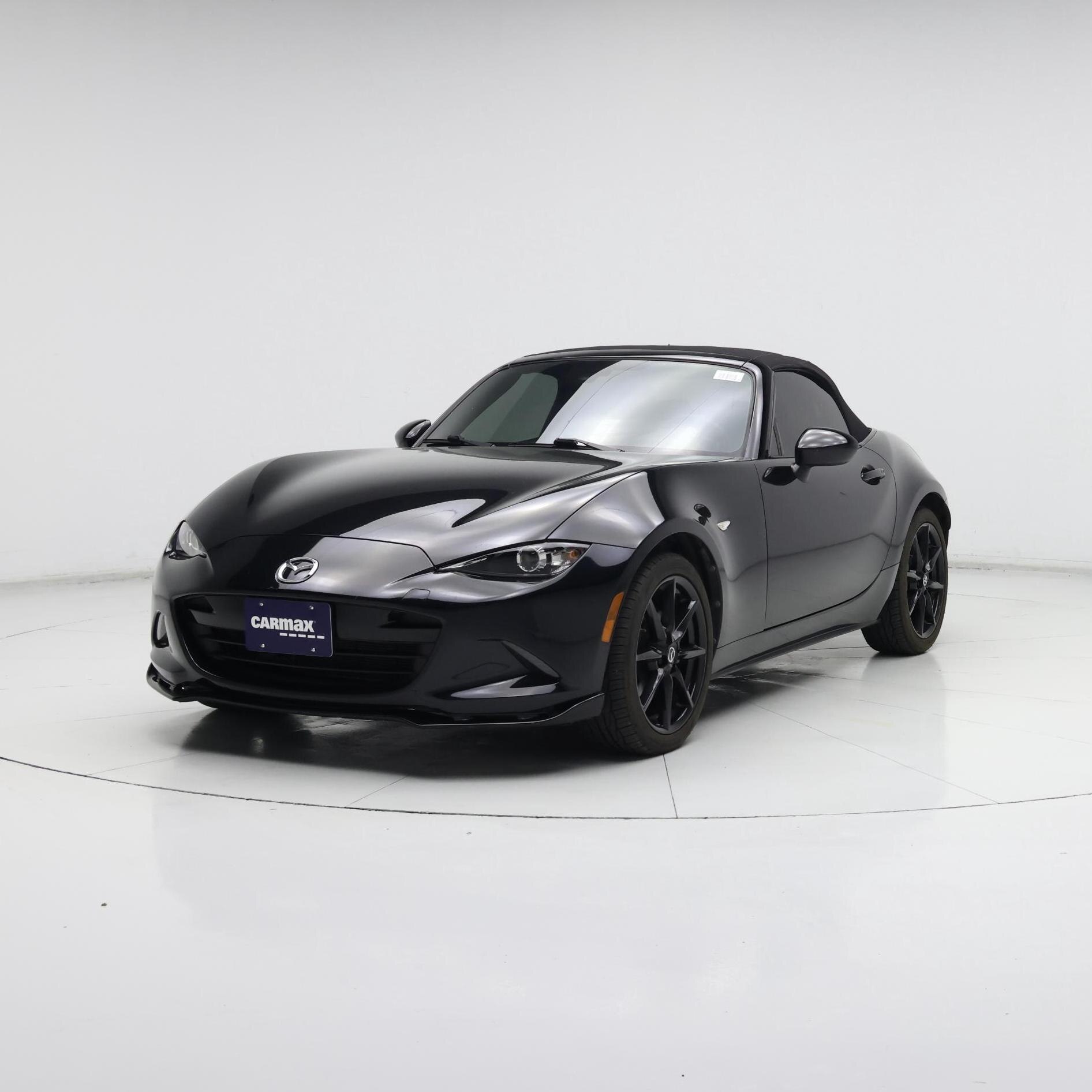 Thumbnail: 2021 Mazda MX-5 Miata - 4