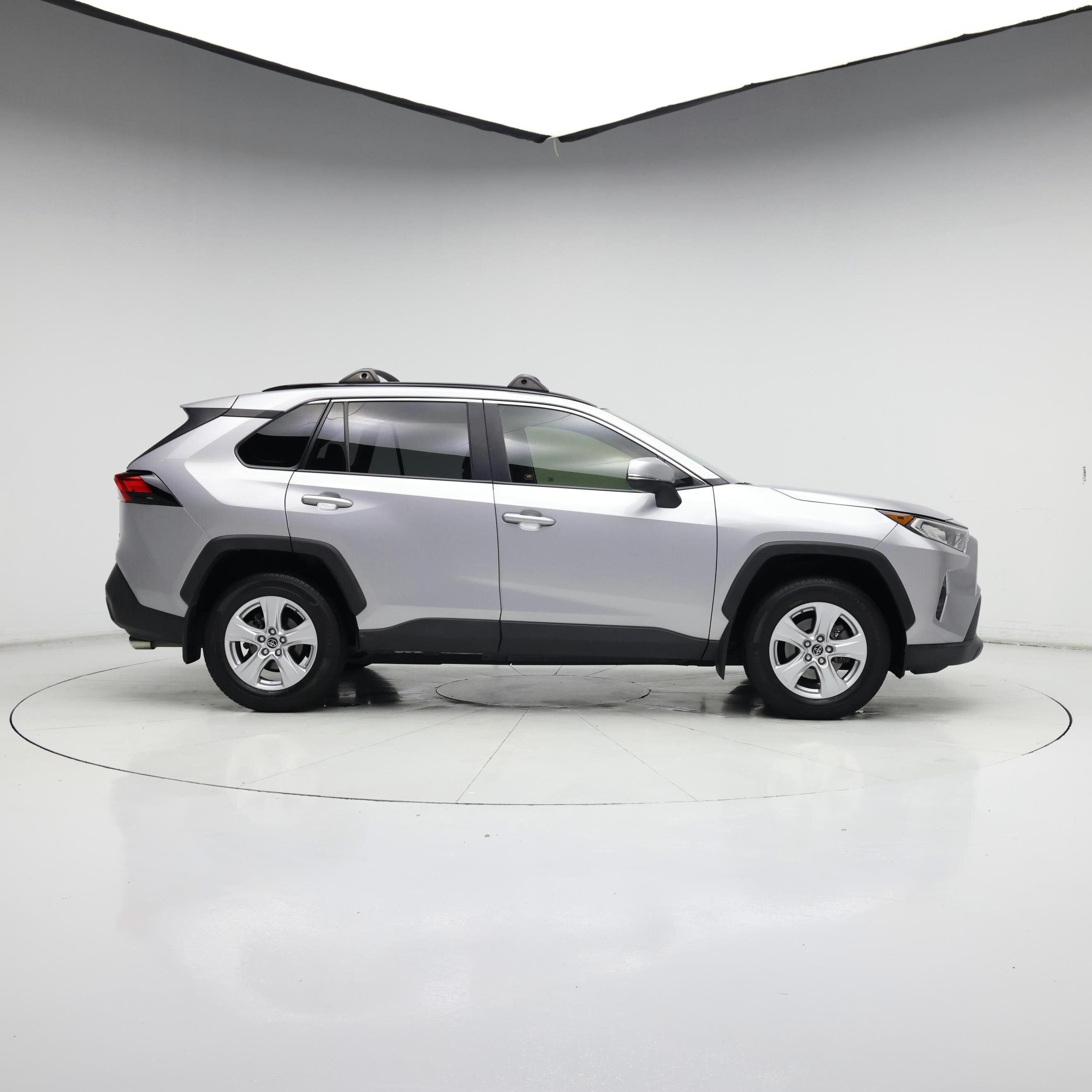 Thumbnail: 2019 Toyota RAV4 - 7