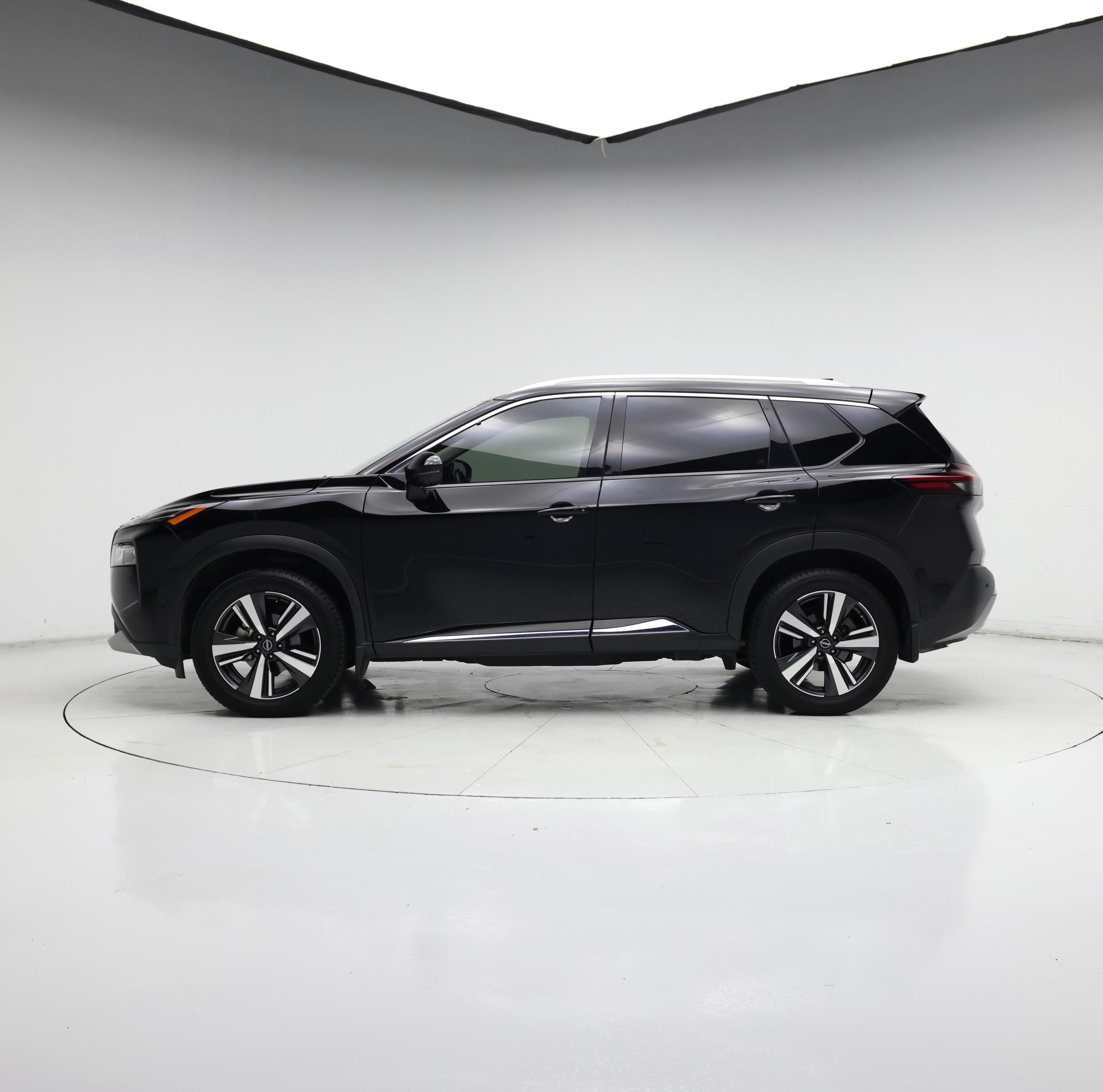 Thumbnail: 2023 Nissan Rogue - 3