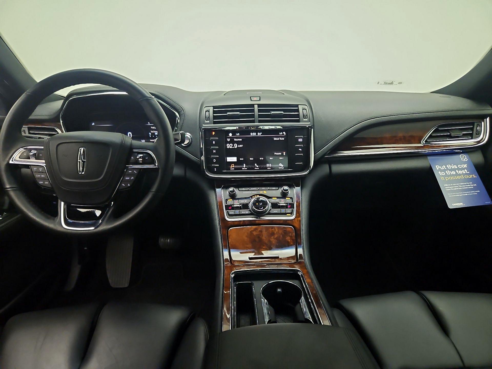 Thumbnail: 2018 Lincoln Continental - 9
