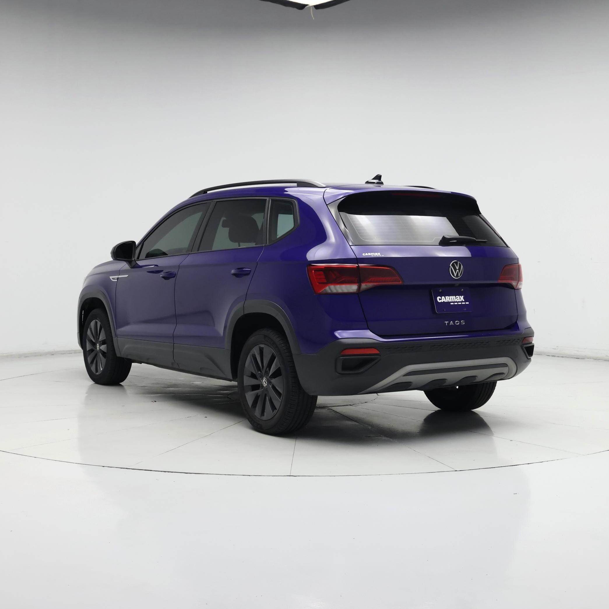Thumbnail: 2022 Volkswagen Taos - 2