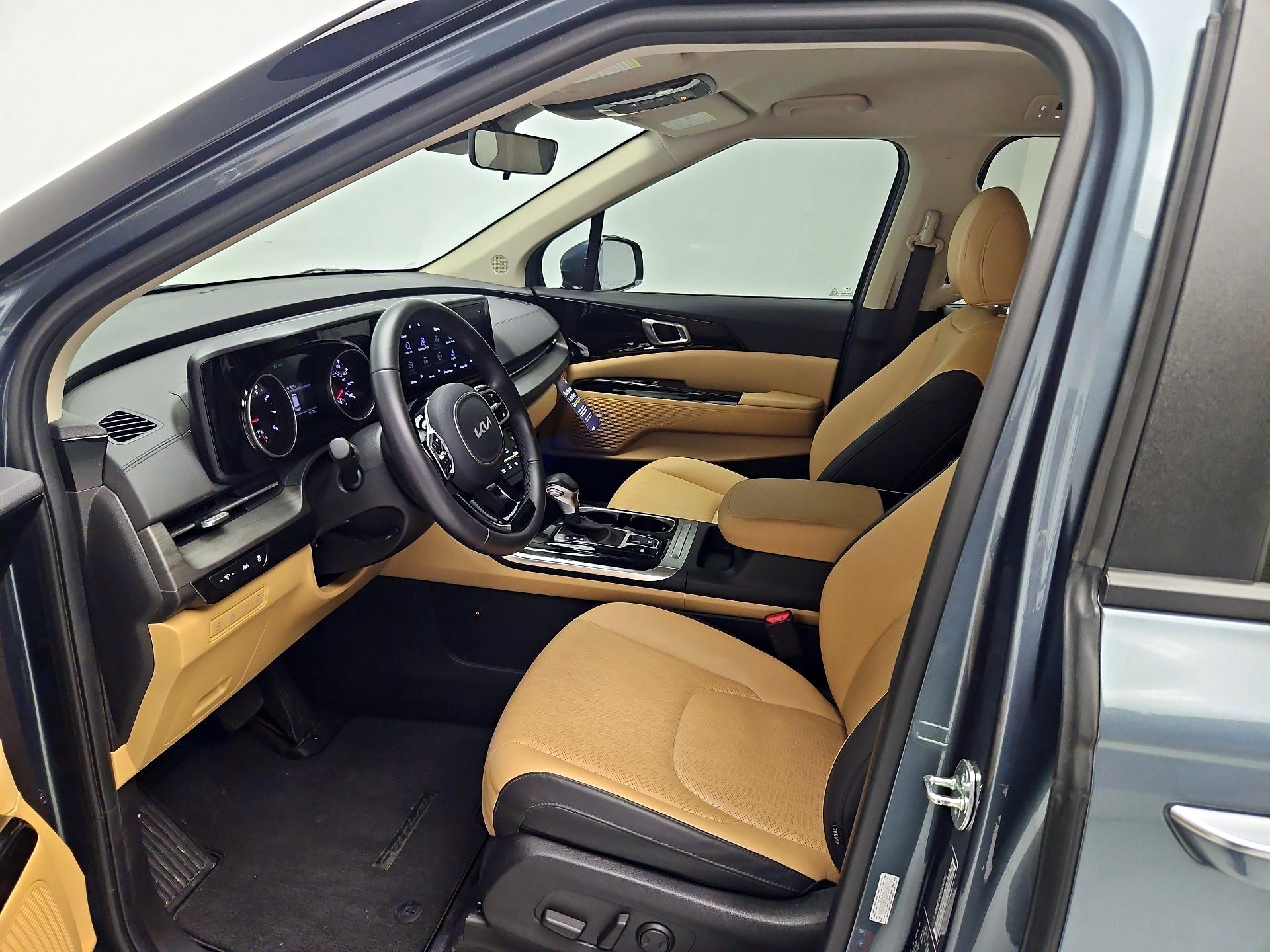 Thumbnail: 2024 Kia Carnival - 11
