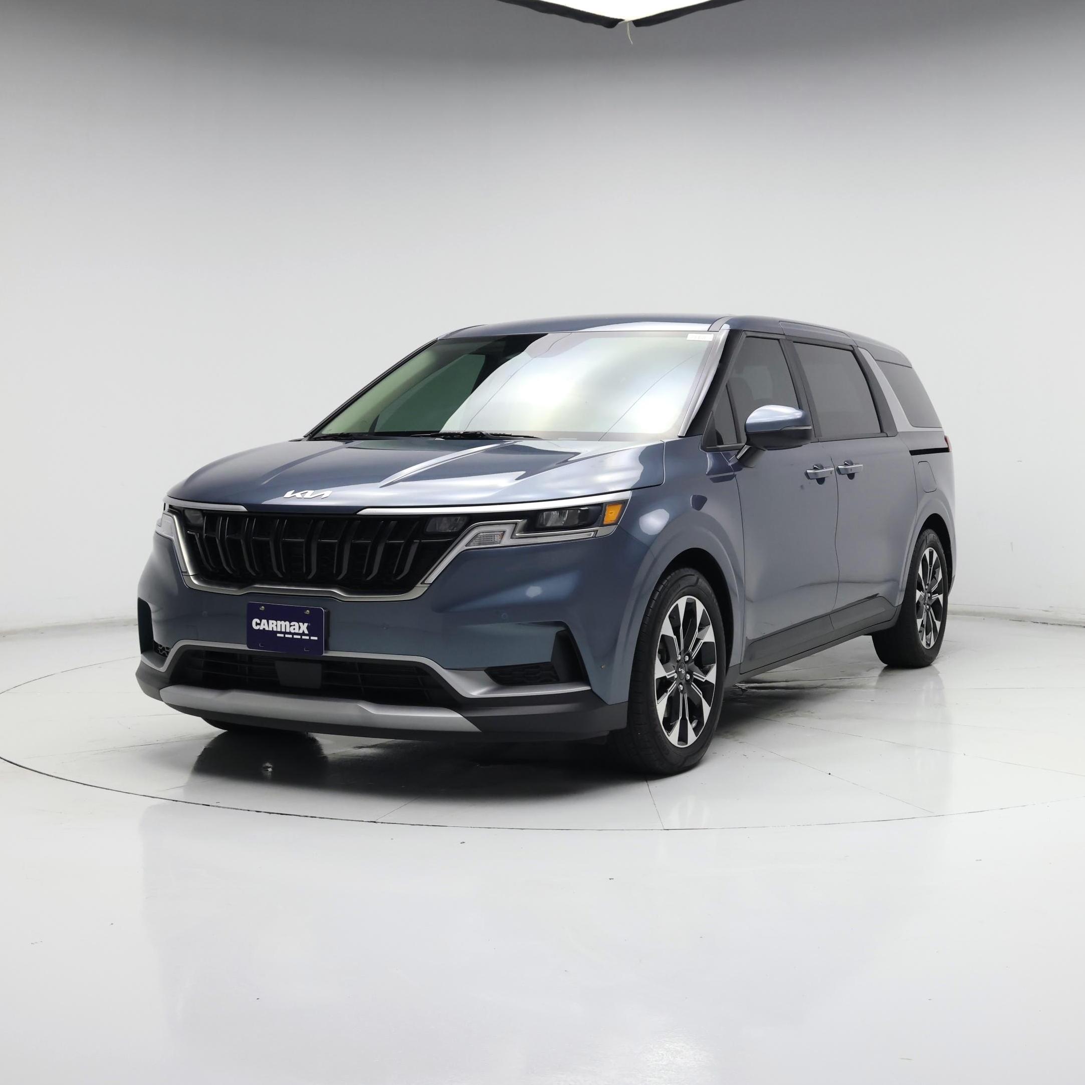 Thumbnail: 2024 Kia Carnival - 4