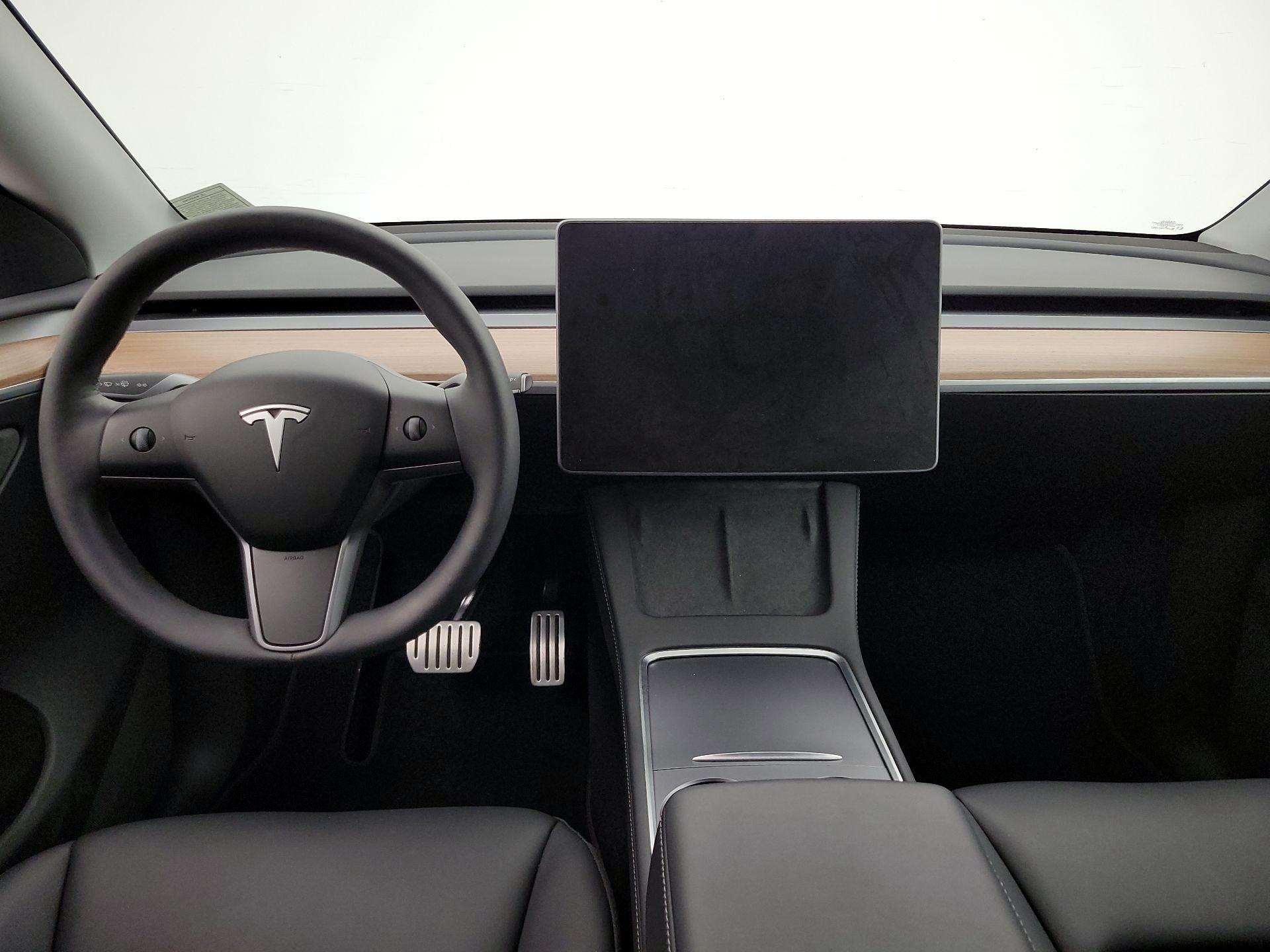 Thumbnail: 2023 Tesla Model Y - 9