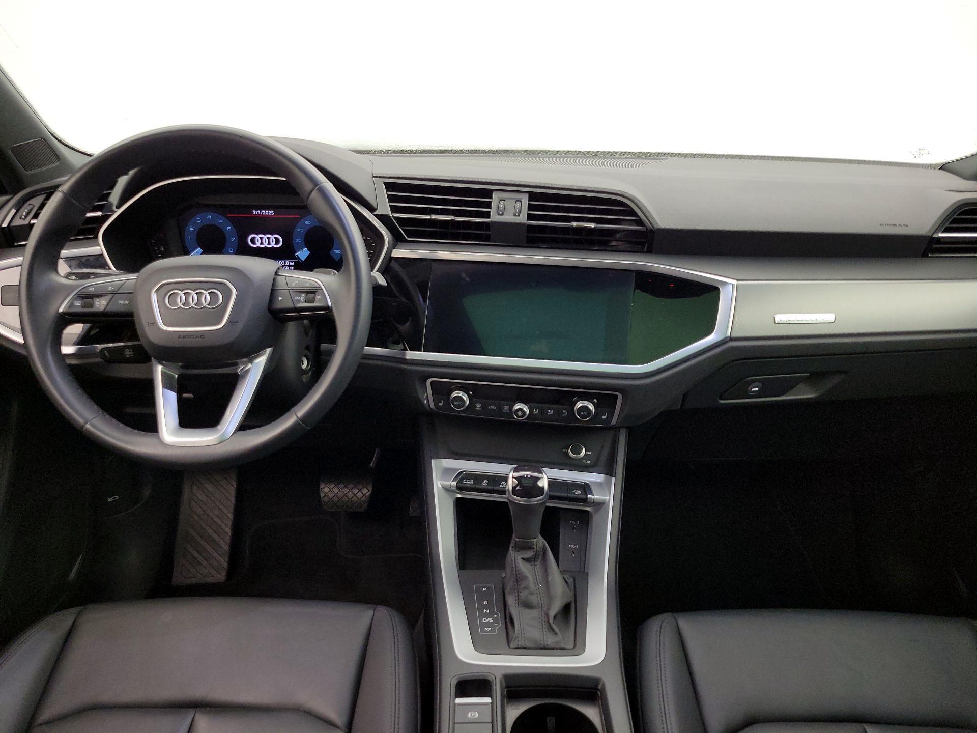 Thumbnail: 2022 Audi Q3 - 9