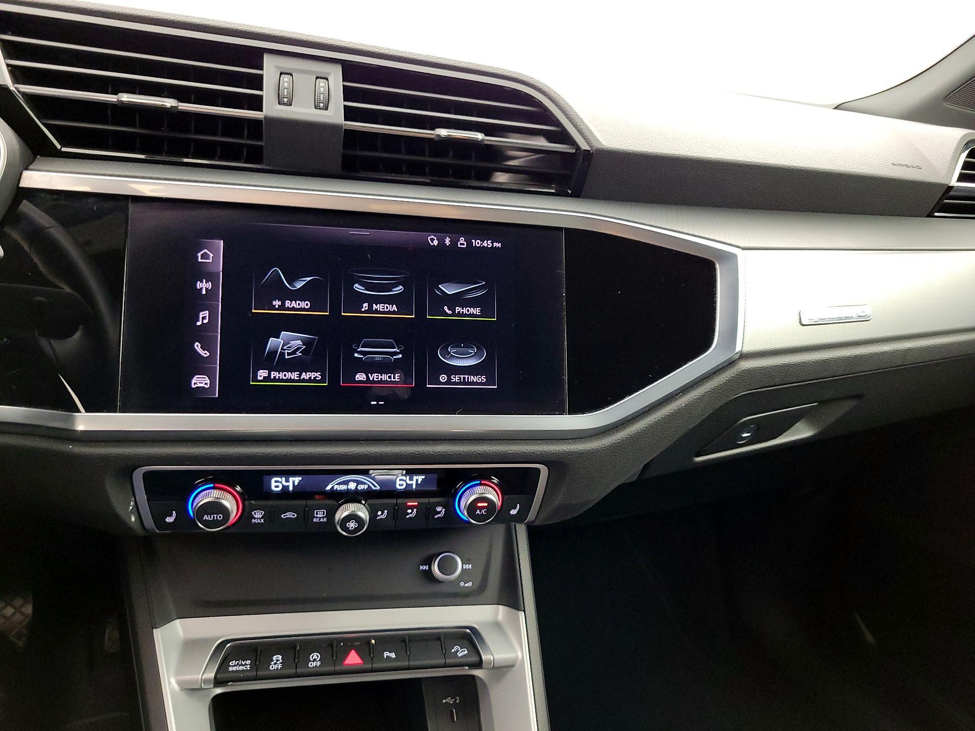 Thumbnail: 2022 Audi Q3 - 16
