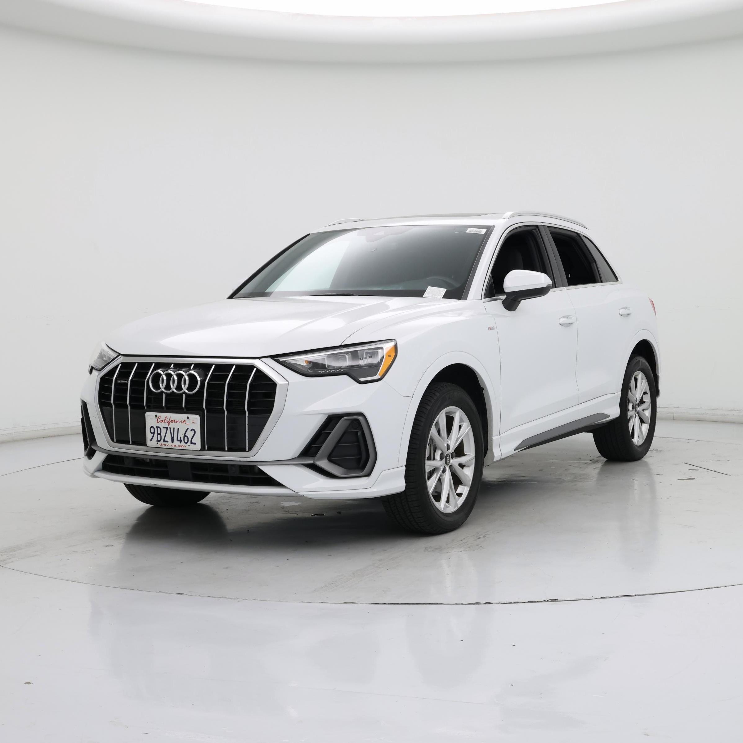 Thumbnail: 2022 Audi Q3 - 4