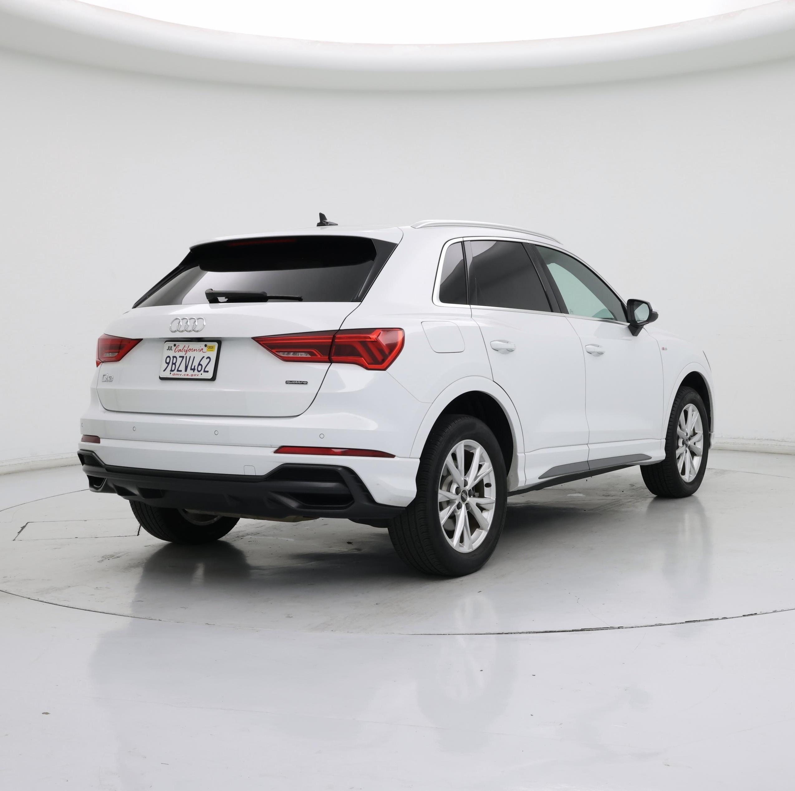Thumbnail: 2022 Audi Q3 - 8