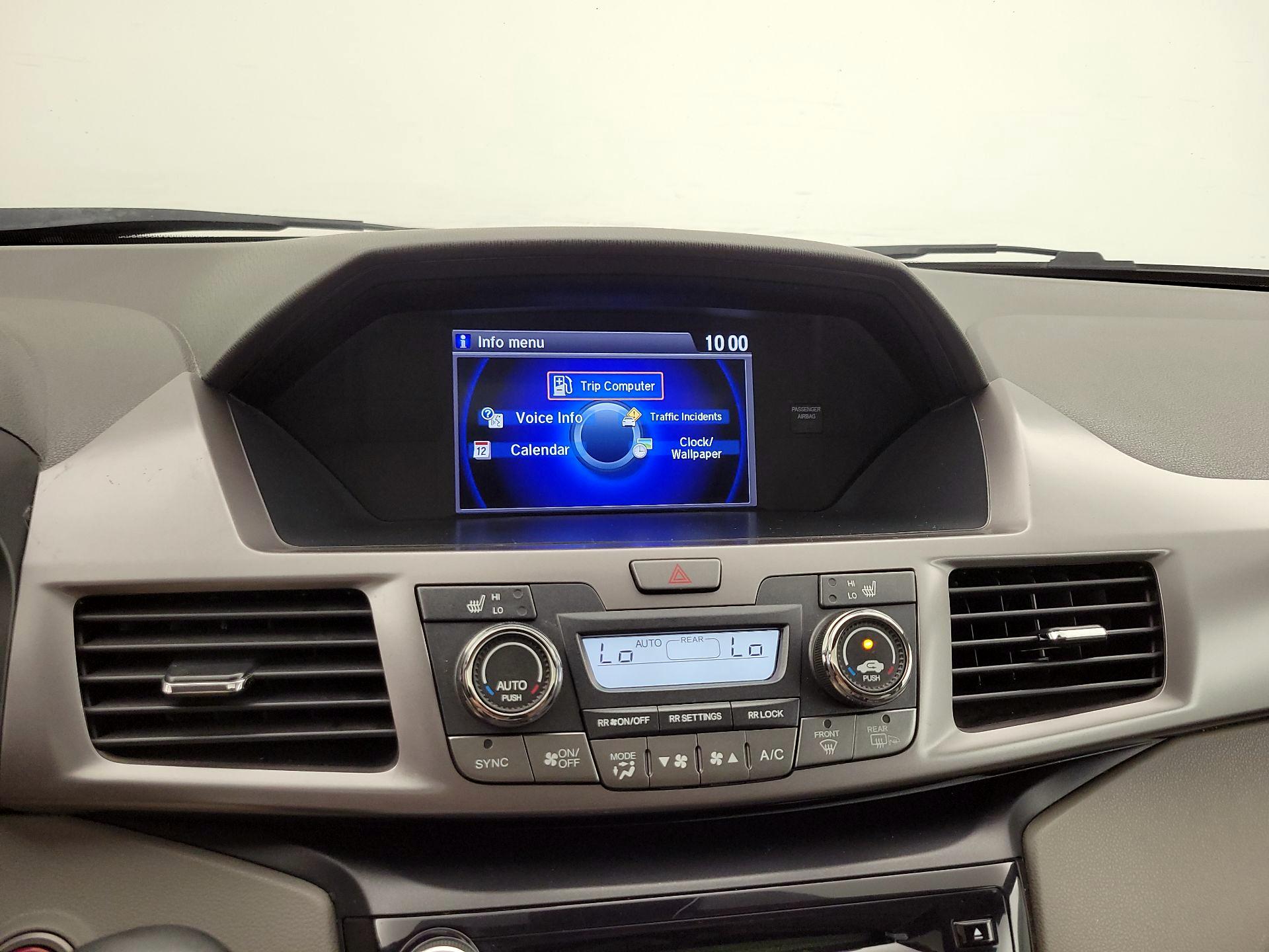 Thumbnail: 2017 Honda Odyssey - 17