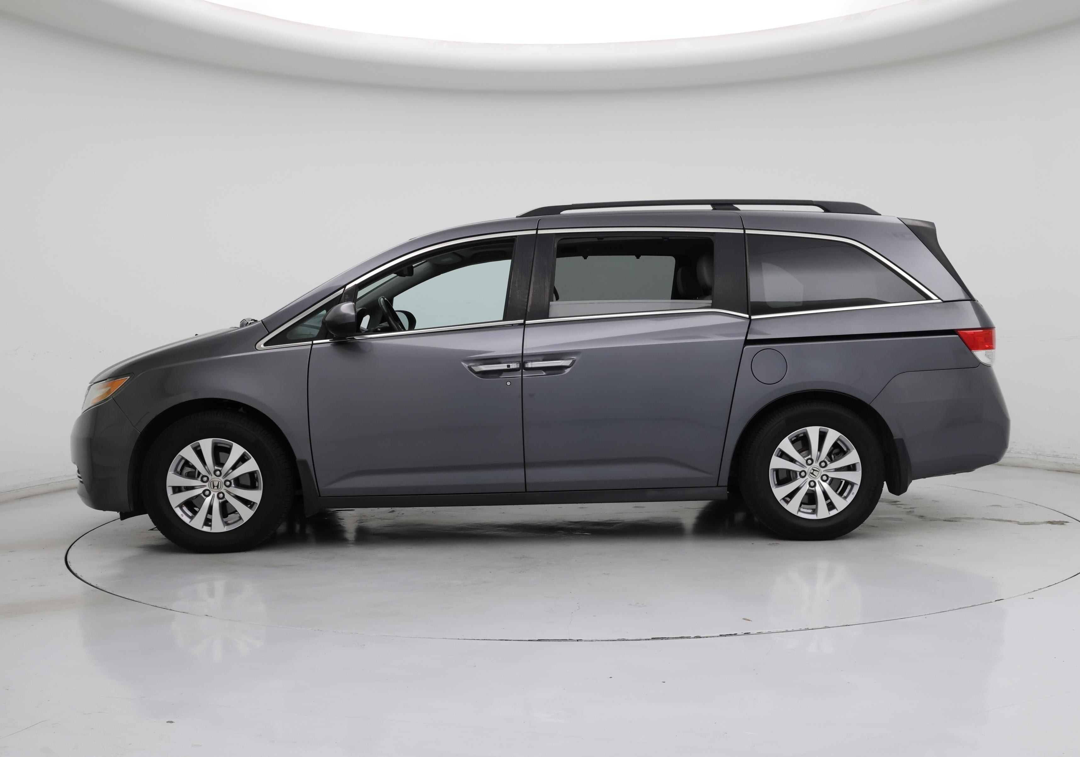 Thumbnail: 2017 Honda Odyssey - 3