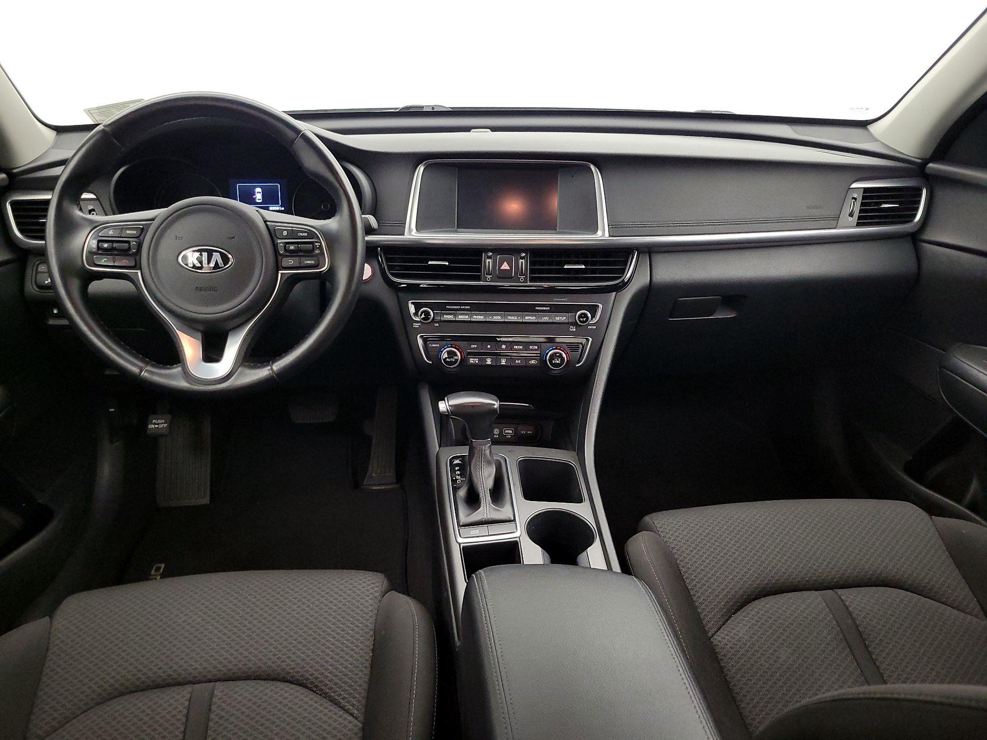 Thumbnail: 2018 Kia Optima - 9