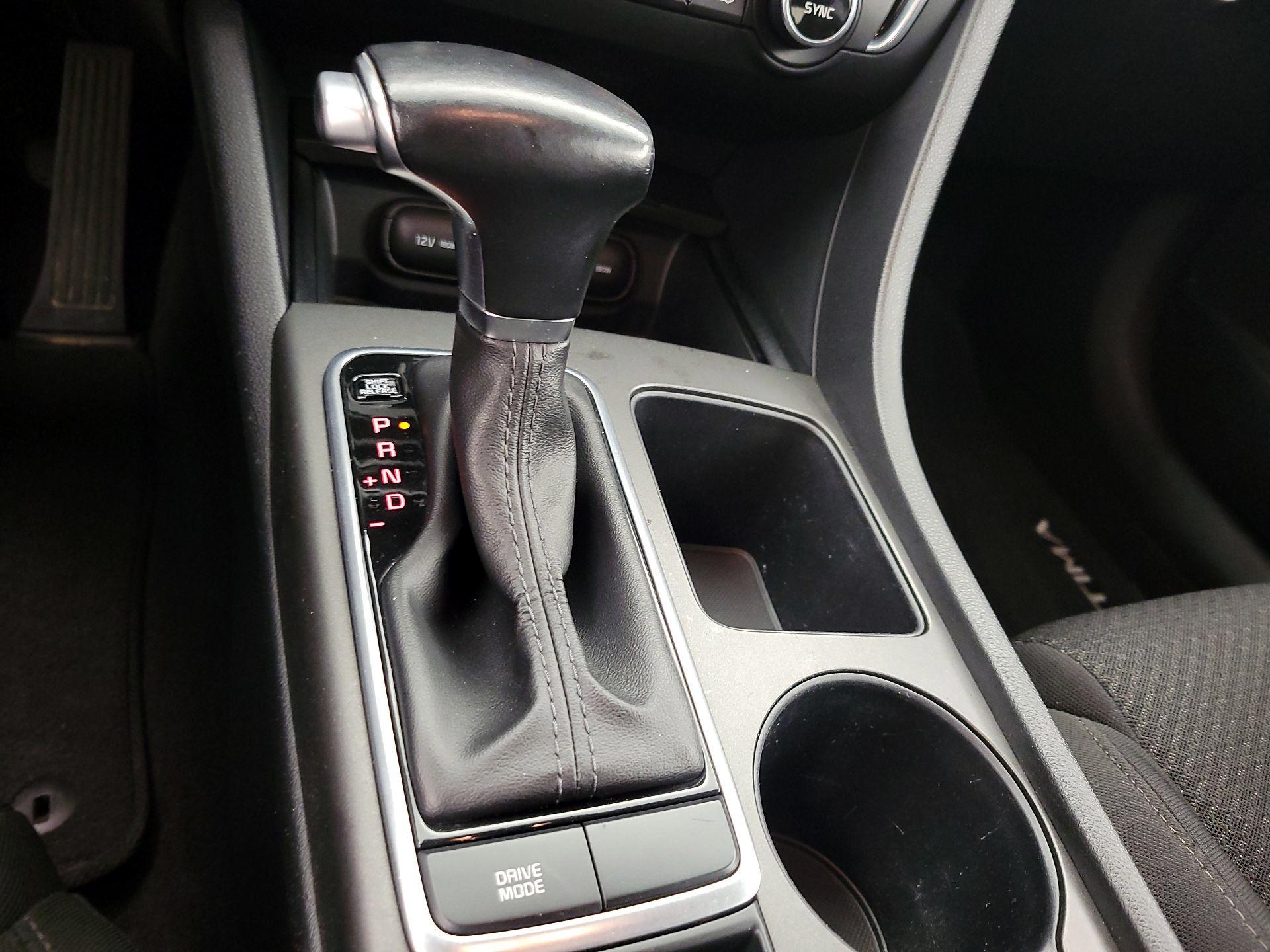 Thumbnail: 2018 Kia Optima - 17