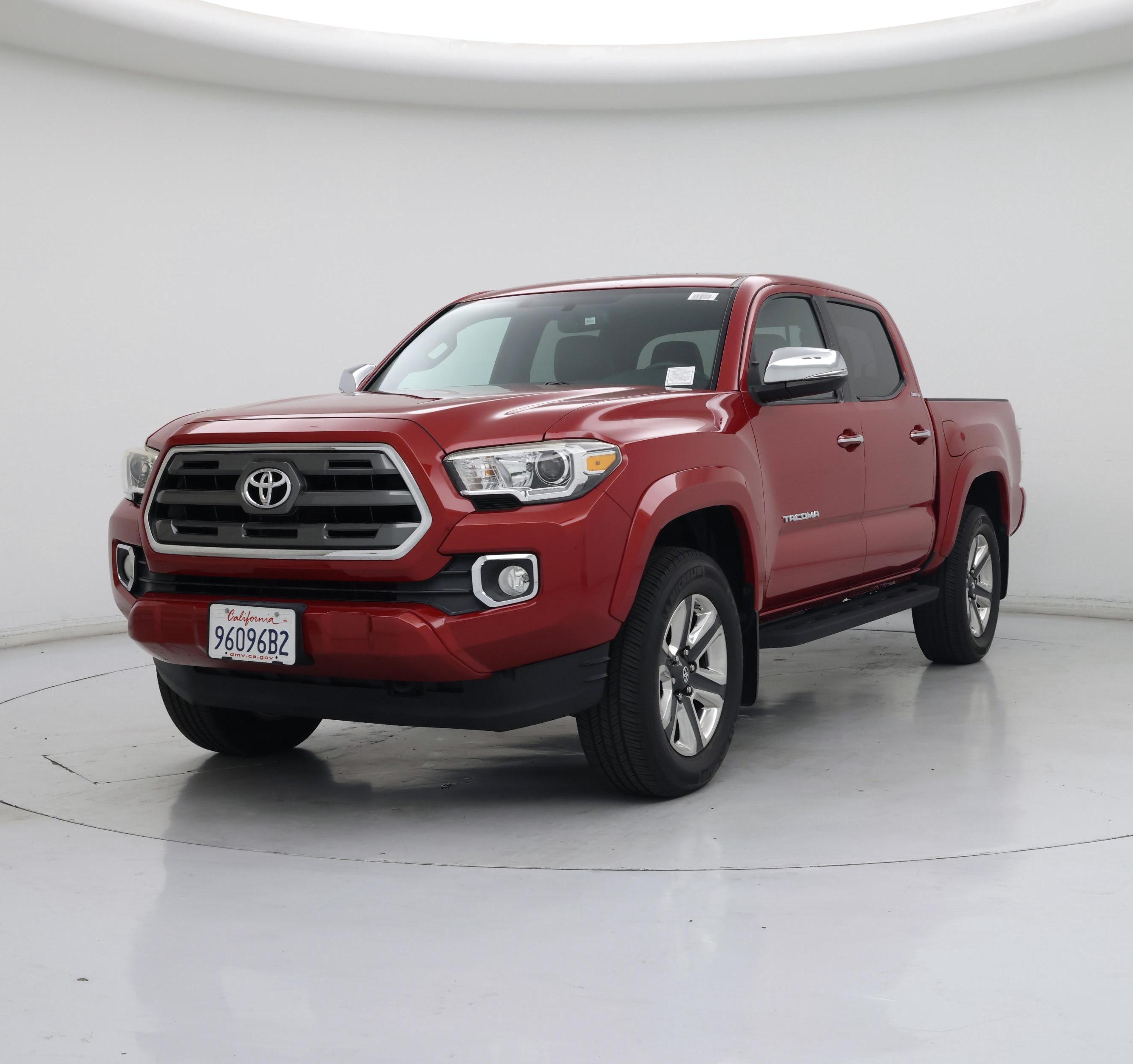 Thumbnail: 2017 Toyota Tacoma - 4