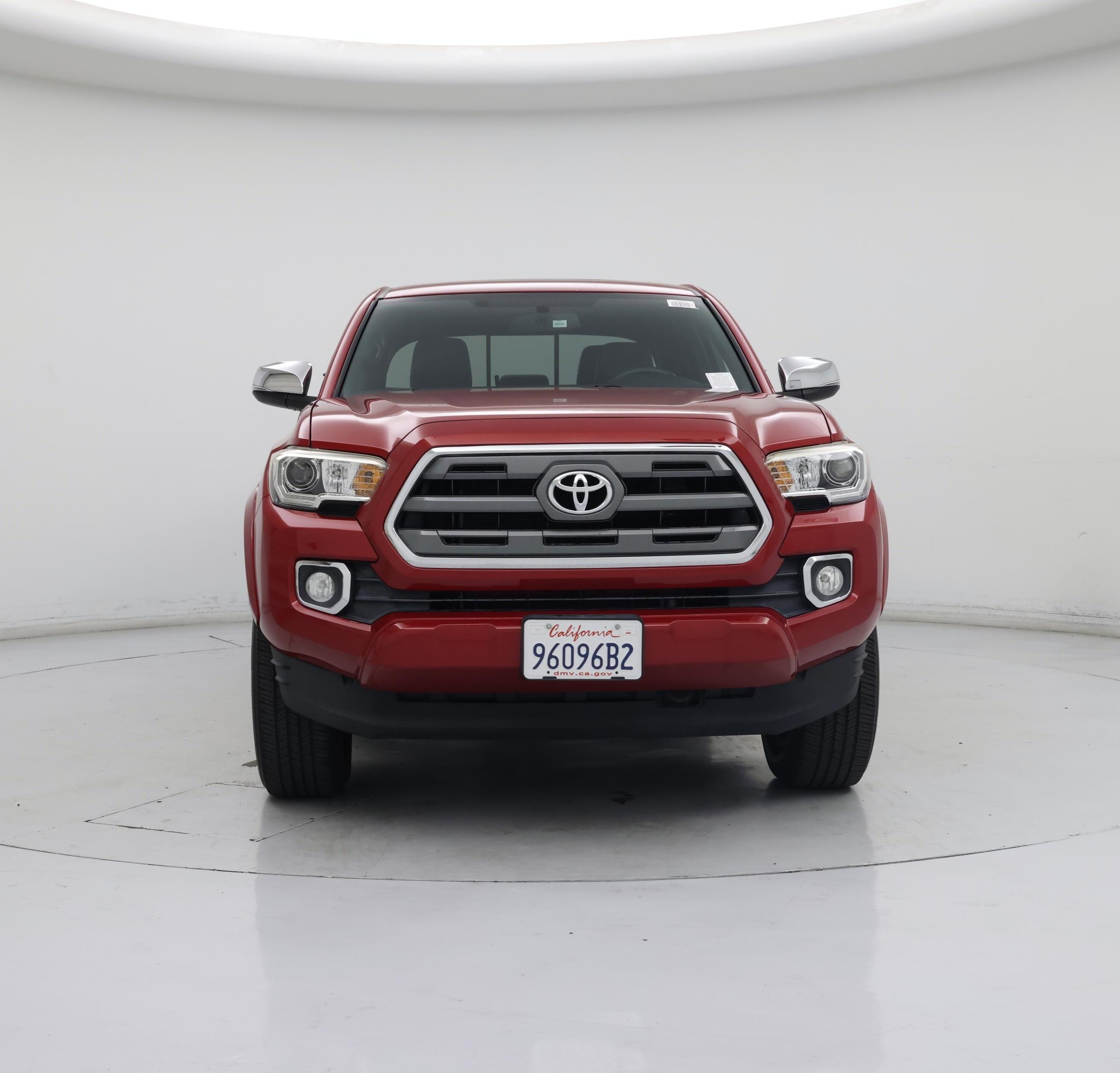 Thumbnail: 2017 Toyota Tacoma - 5