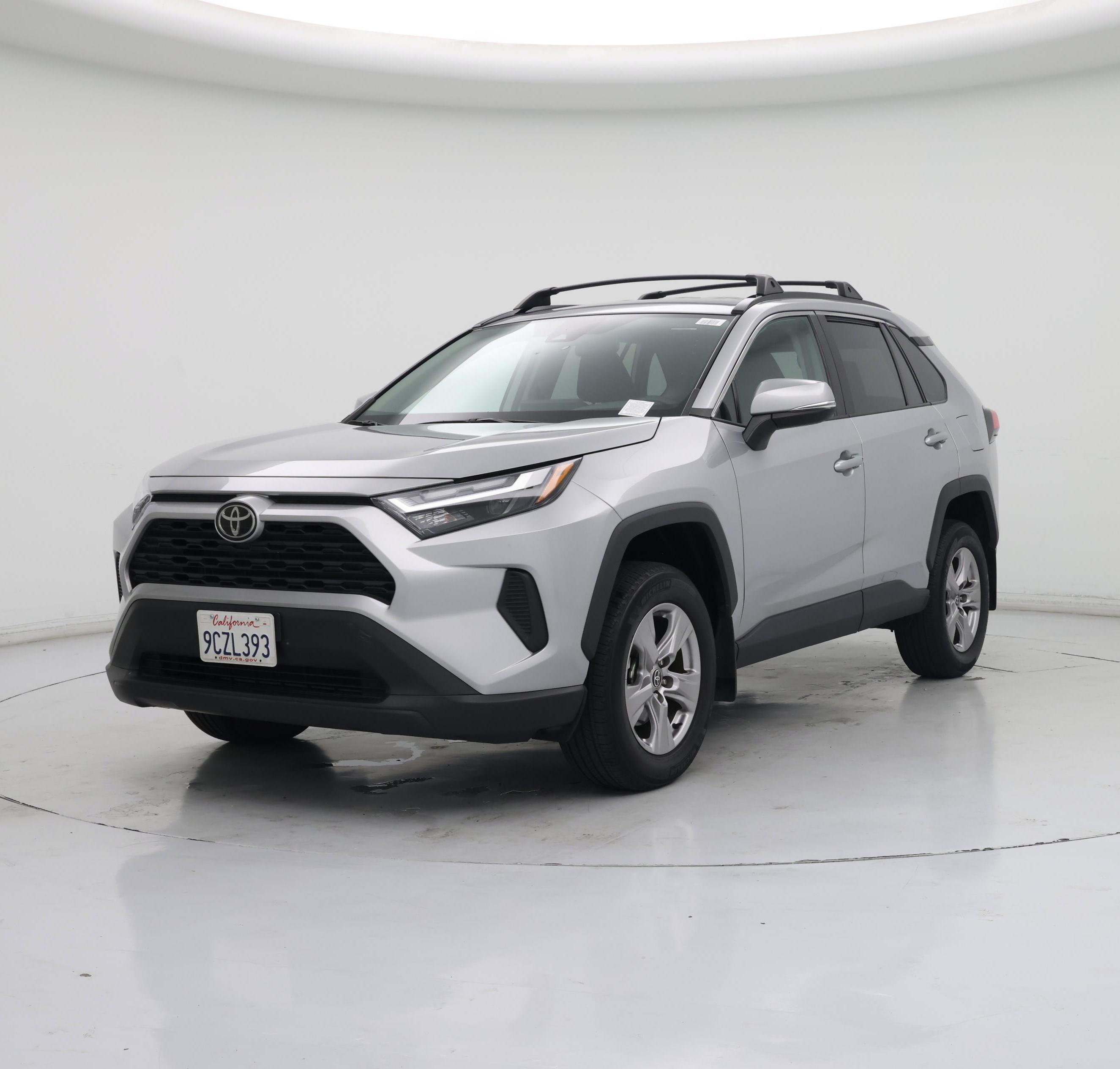 Thumbnail: 2022 Toyota RAV4 - 4