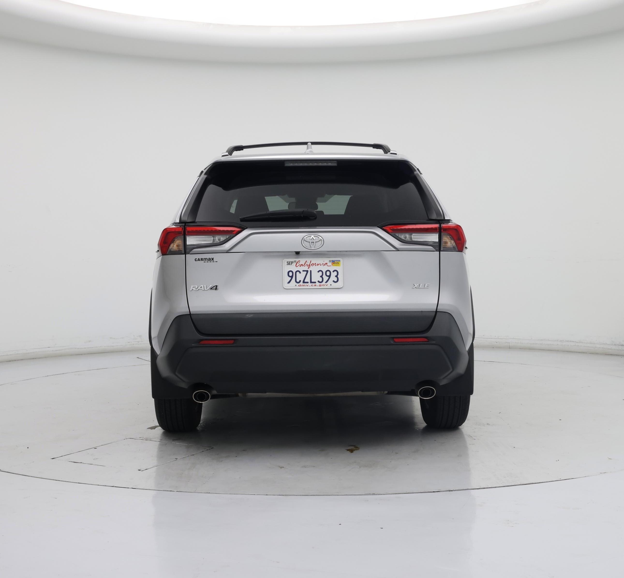 Thumbnail: 2022 Toyota RAV4 - 6