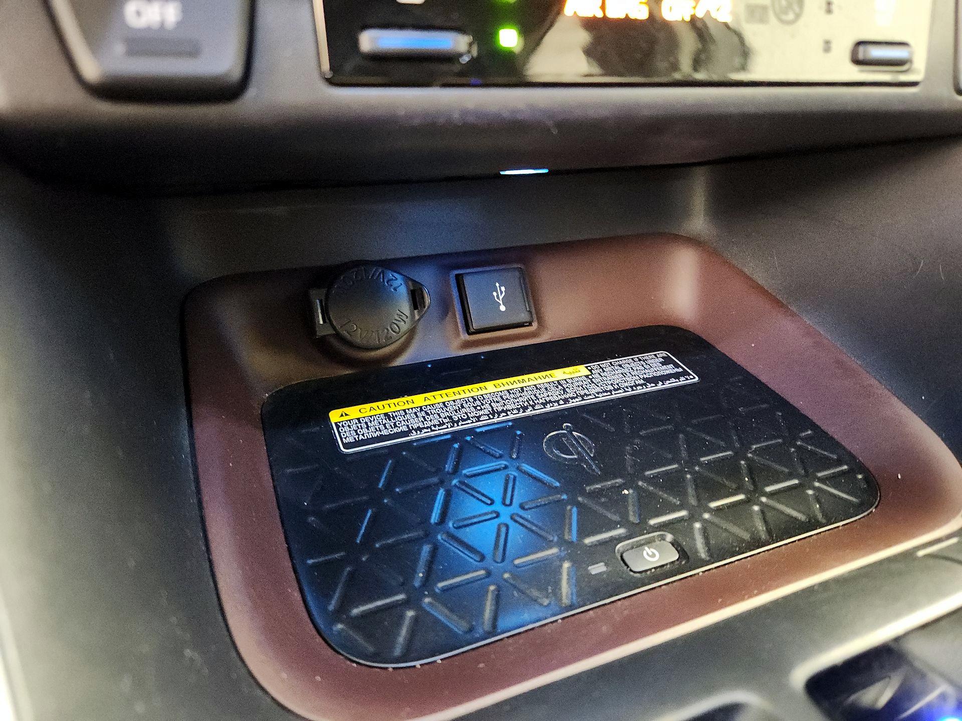 Thumbnail: 2020 Toyota RAV4 - 19
