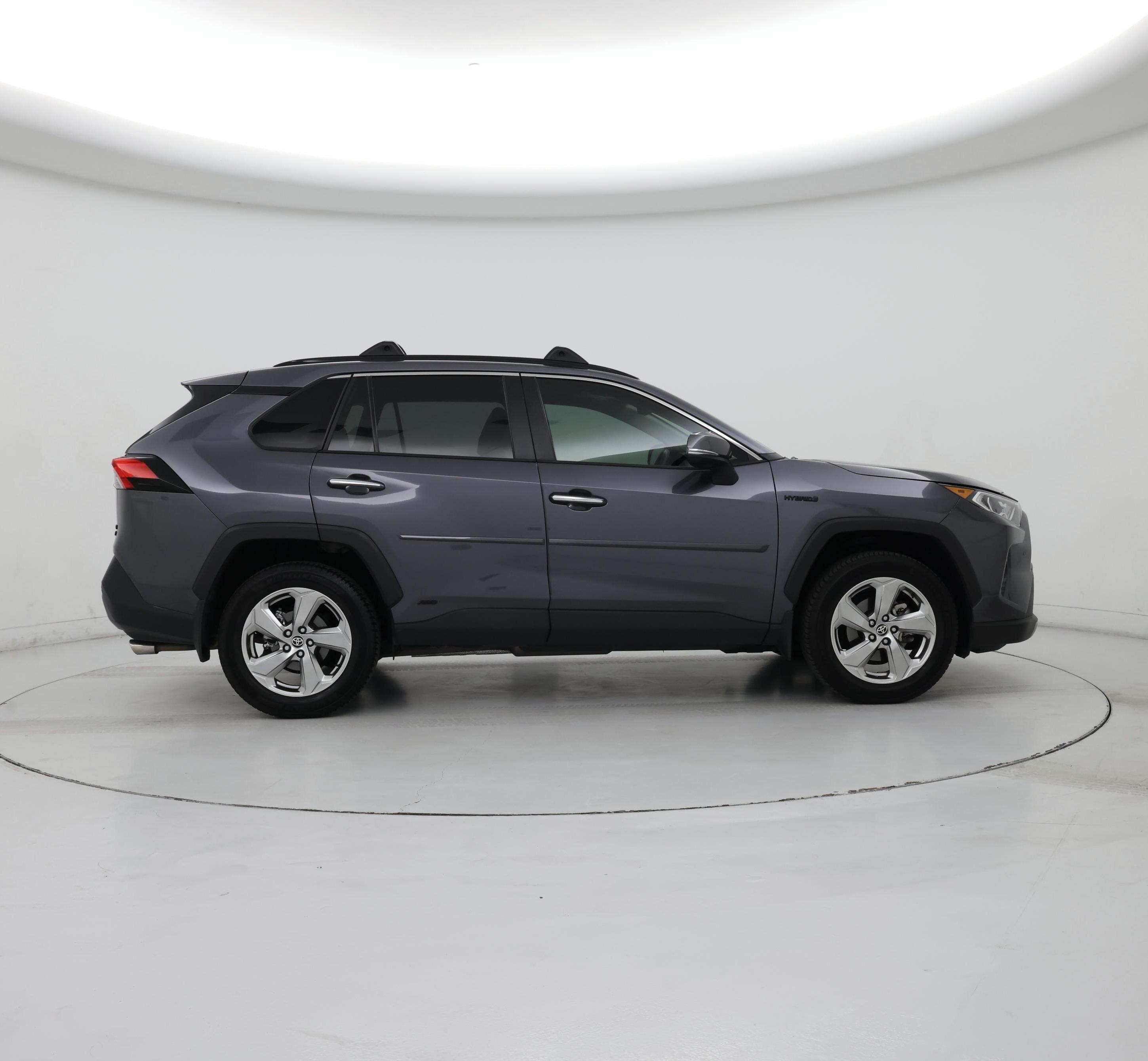 Thumbnail: 2020 Toyota RAV4 - 7