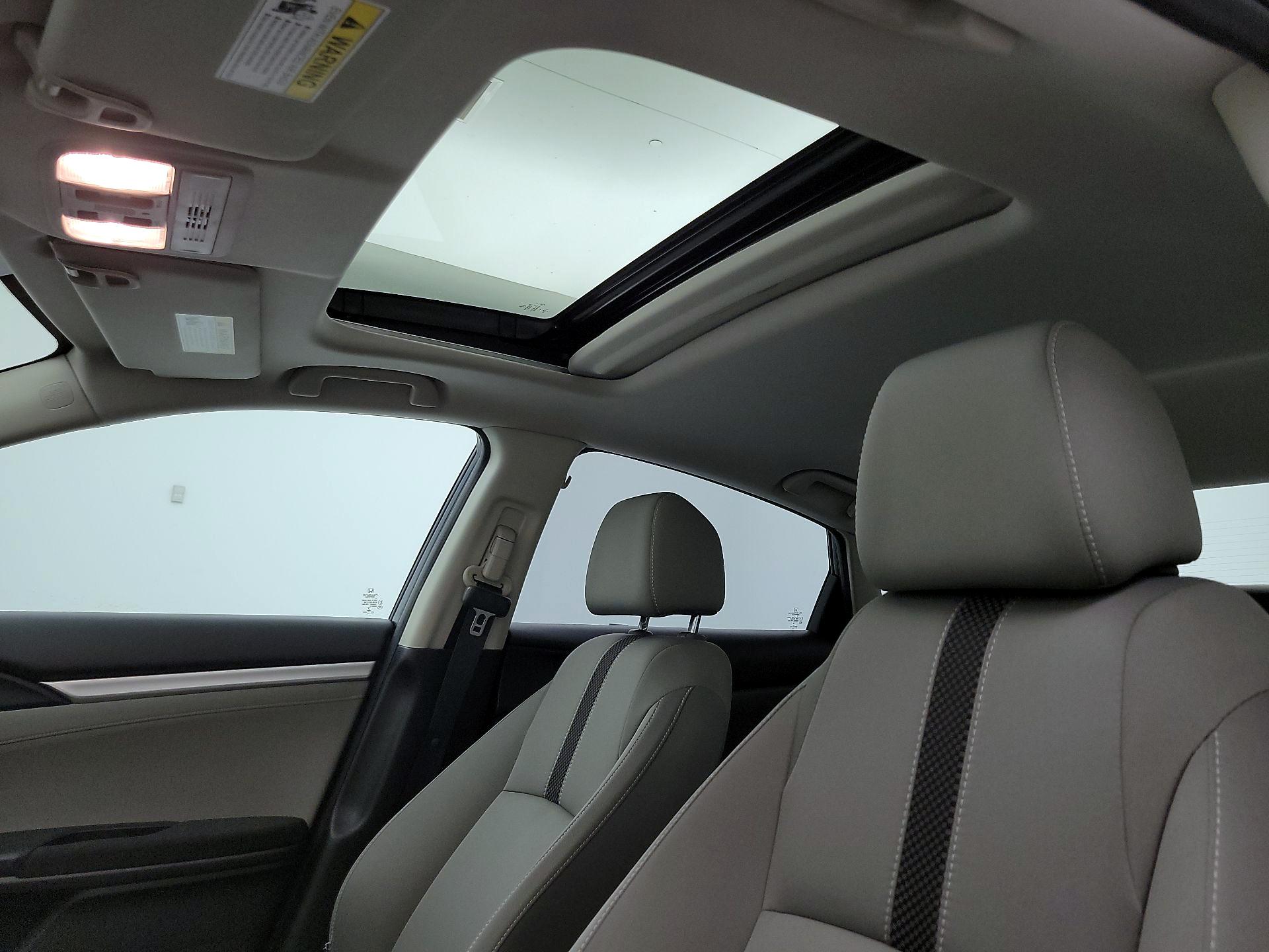 Thumbnail: 2019 Honda Civic - 19