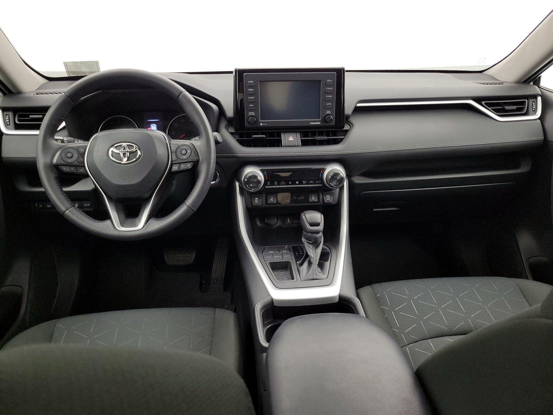 Thumbnail: 2021 Toyota RAV4 - 9