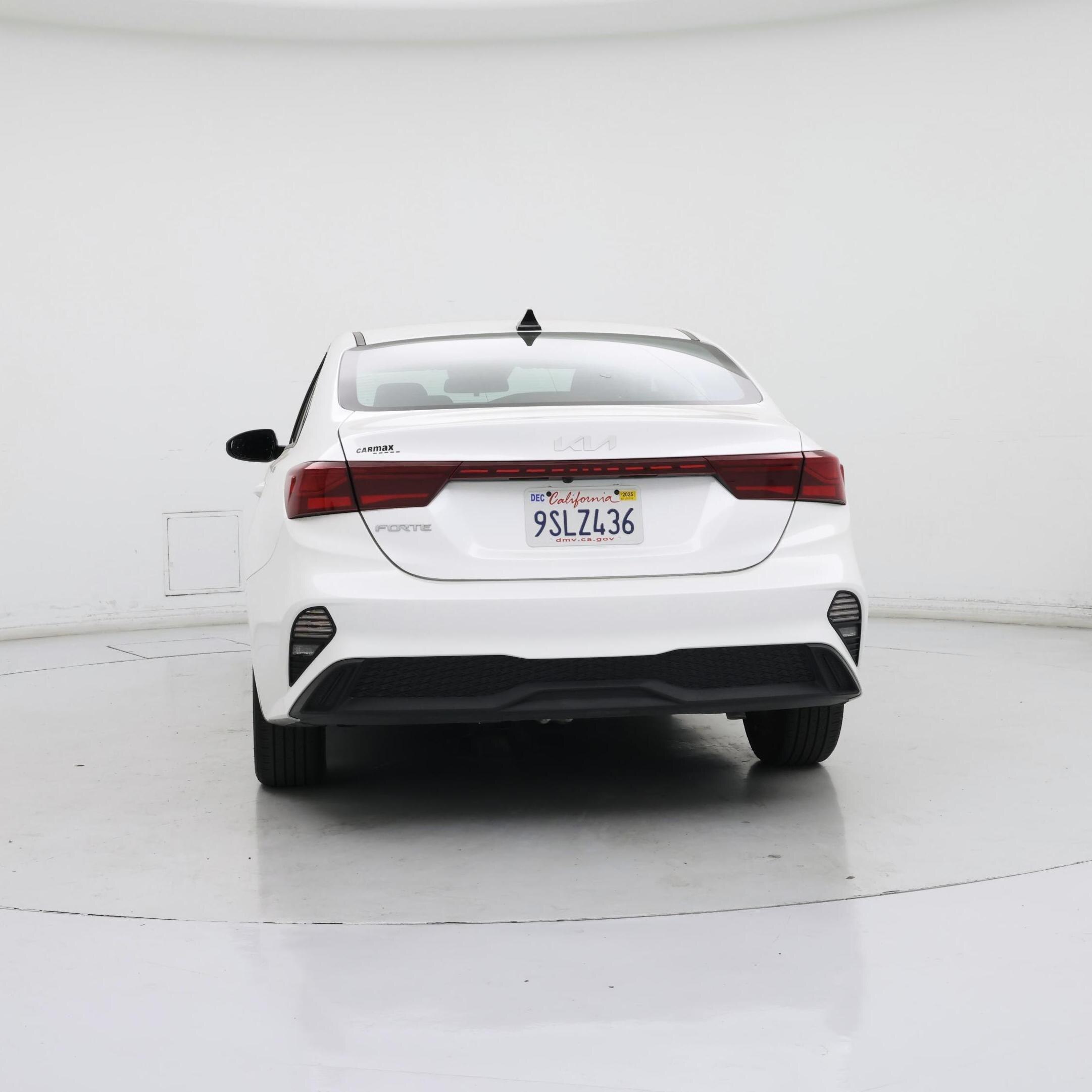 Thumbnail: 2023 Kia Forte - 6