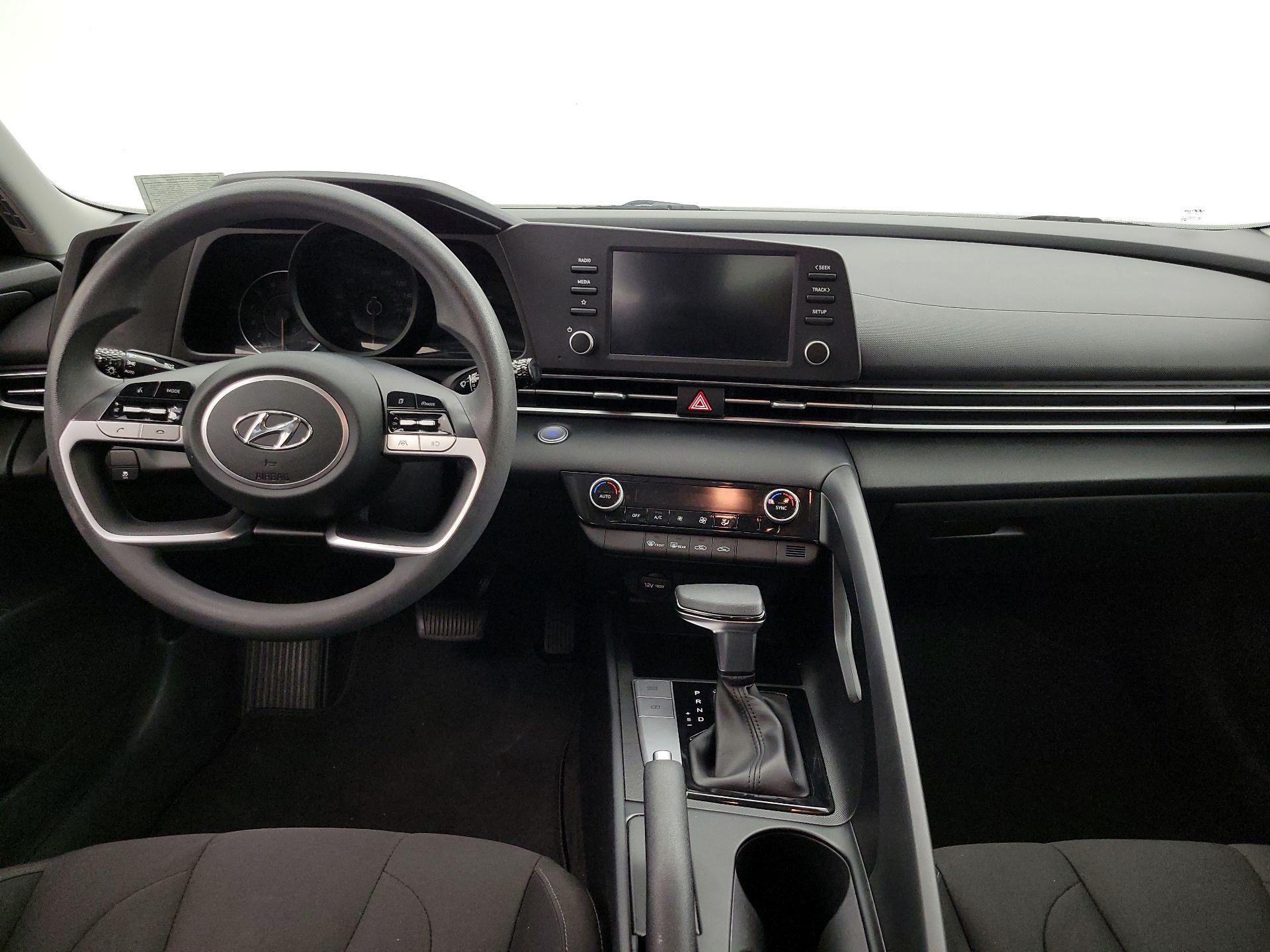 Thumbnail: 2021 Hyundai Elantra - 9
