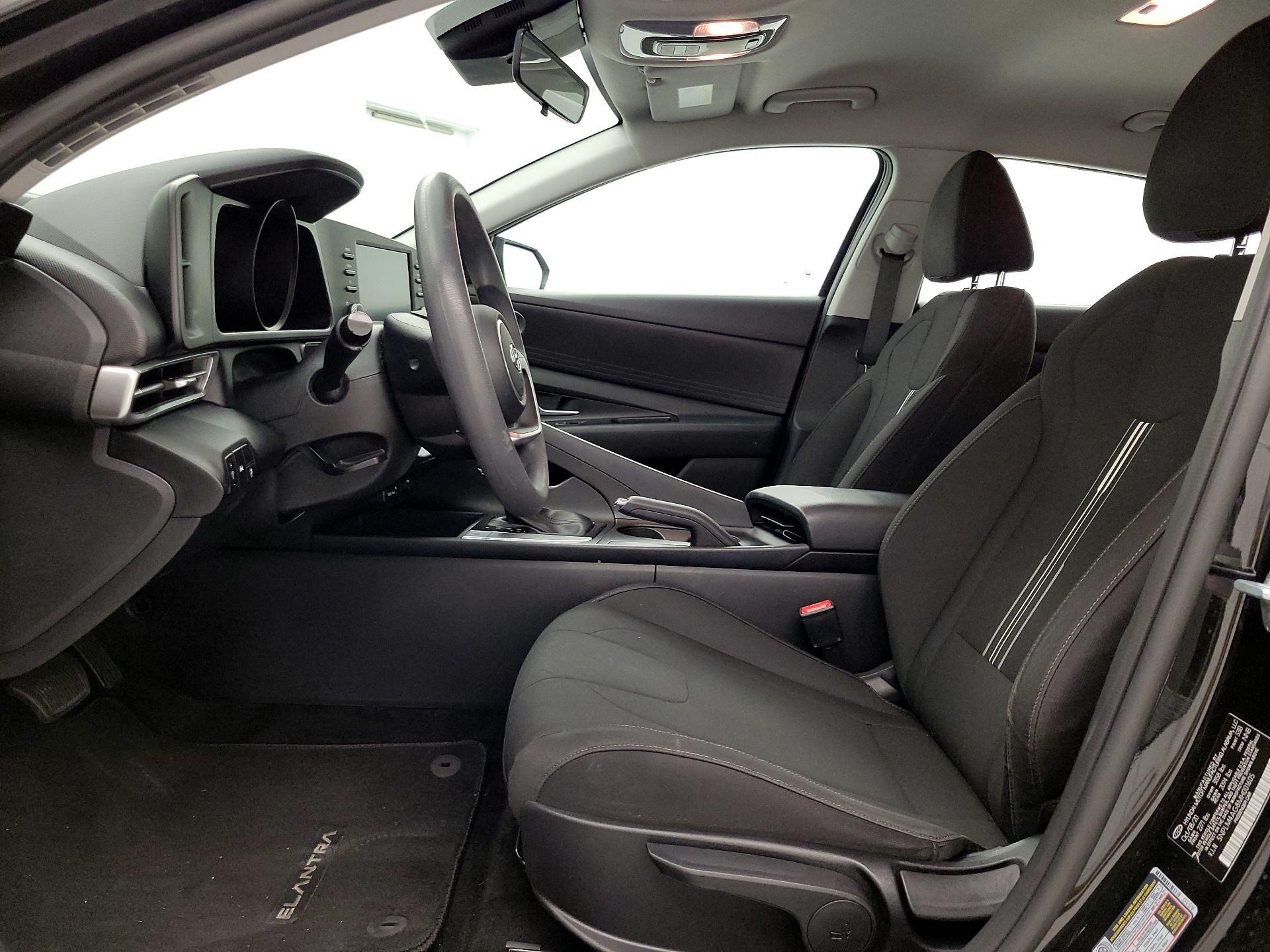 Thumbnail: 2021 Hyundai Elantra - 11