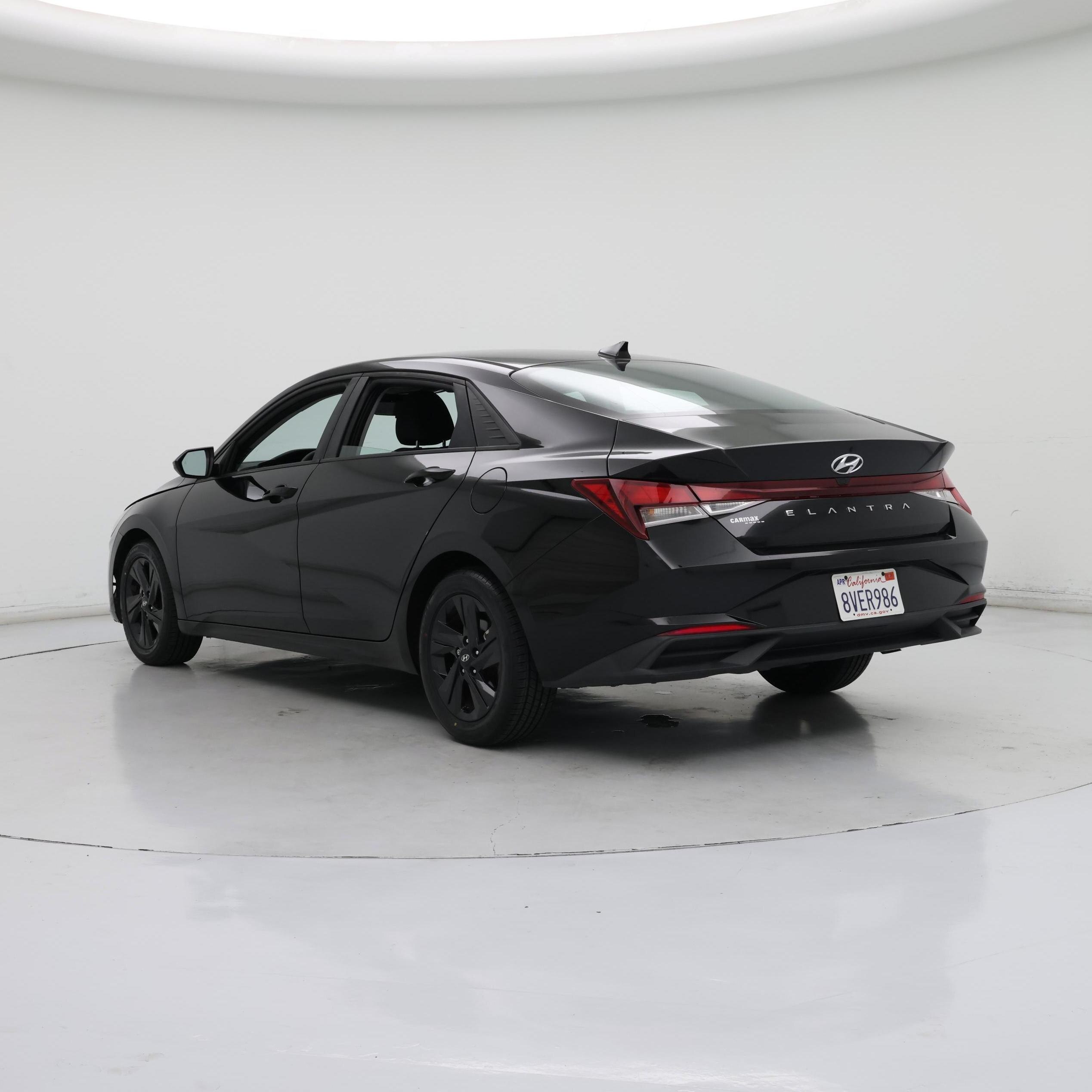 Thumbnail: 2021 Hyundai Elantra - 2