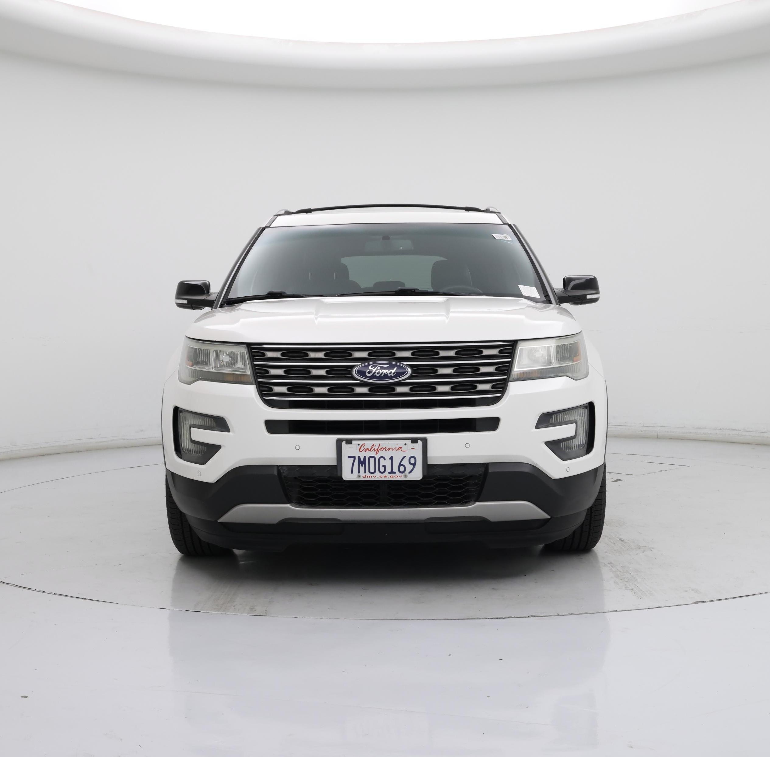 Thumbnail: 2016 Ford Explorer - 5