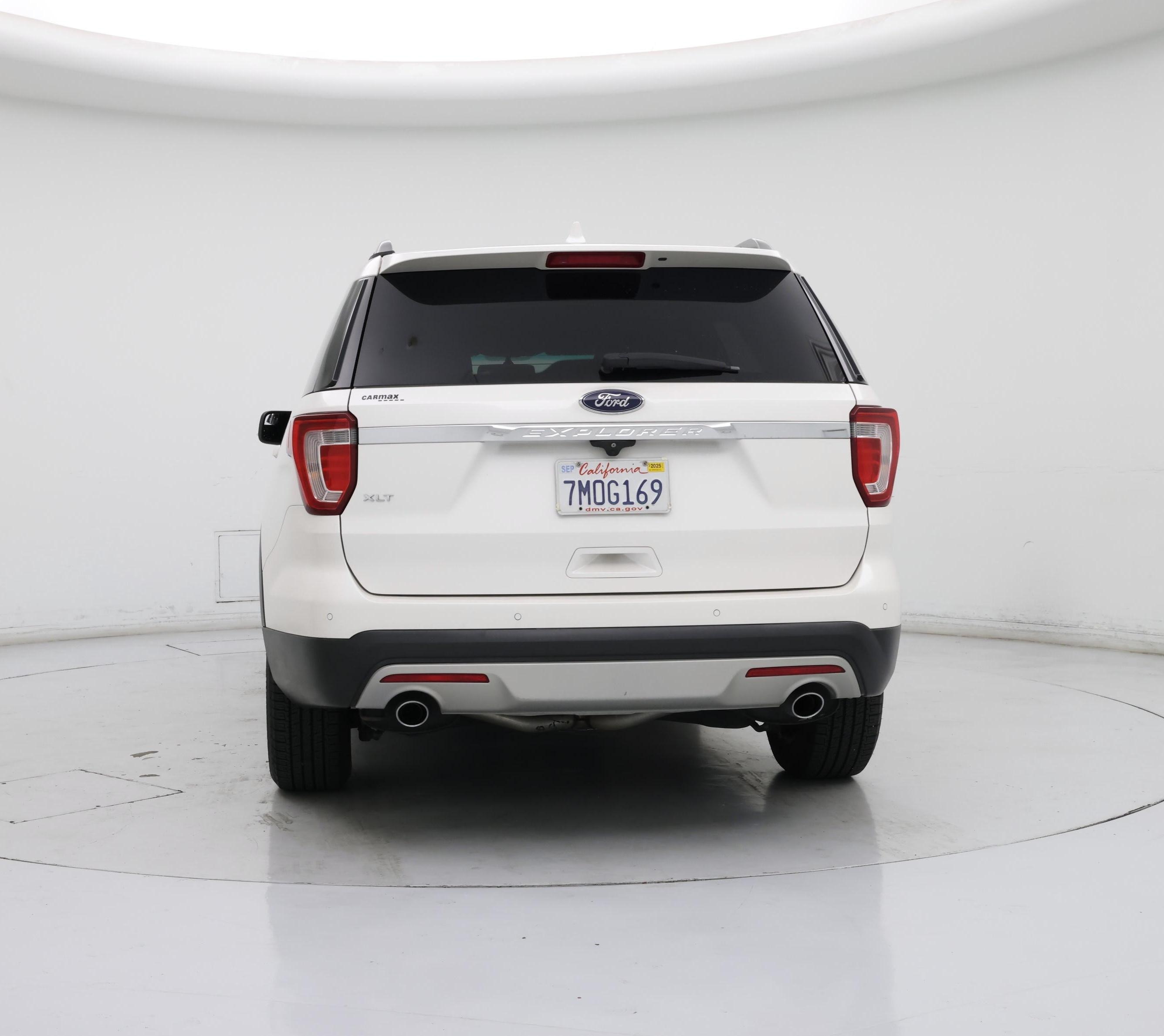 Thumbnail: 2016 Ford Explorer - 6