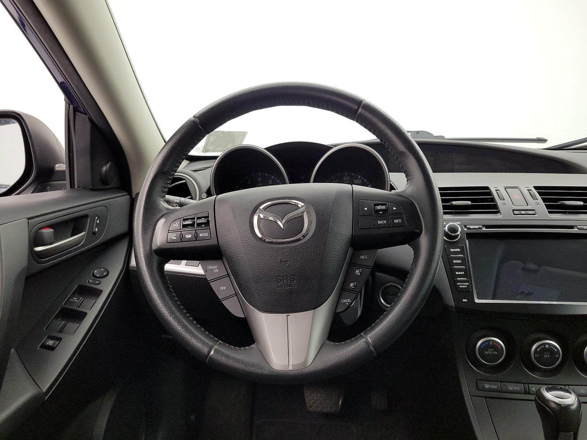 Thumbnail: 2013 Mazda Mazda3 - 10