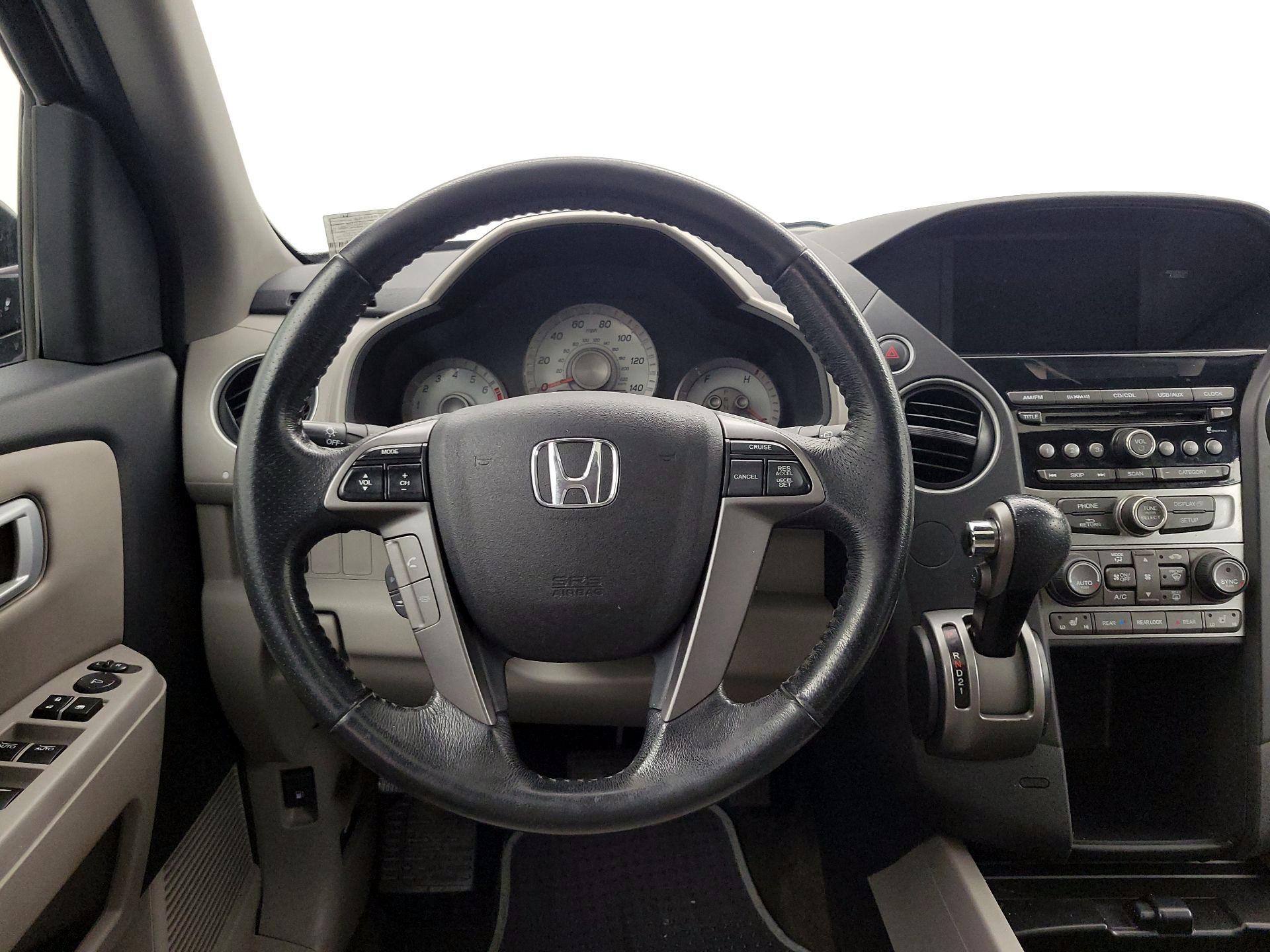 Thumbnail: 2014 Honda Pilot - 10