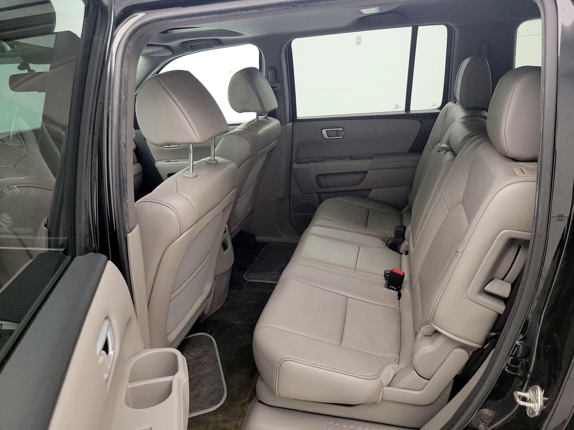Thumbnail: 2014 Honda Pilot - 19
