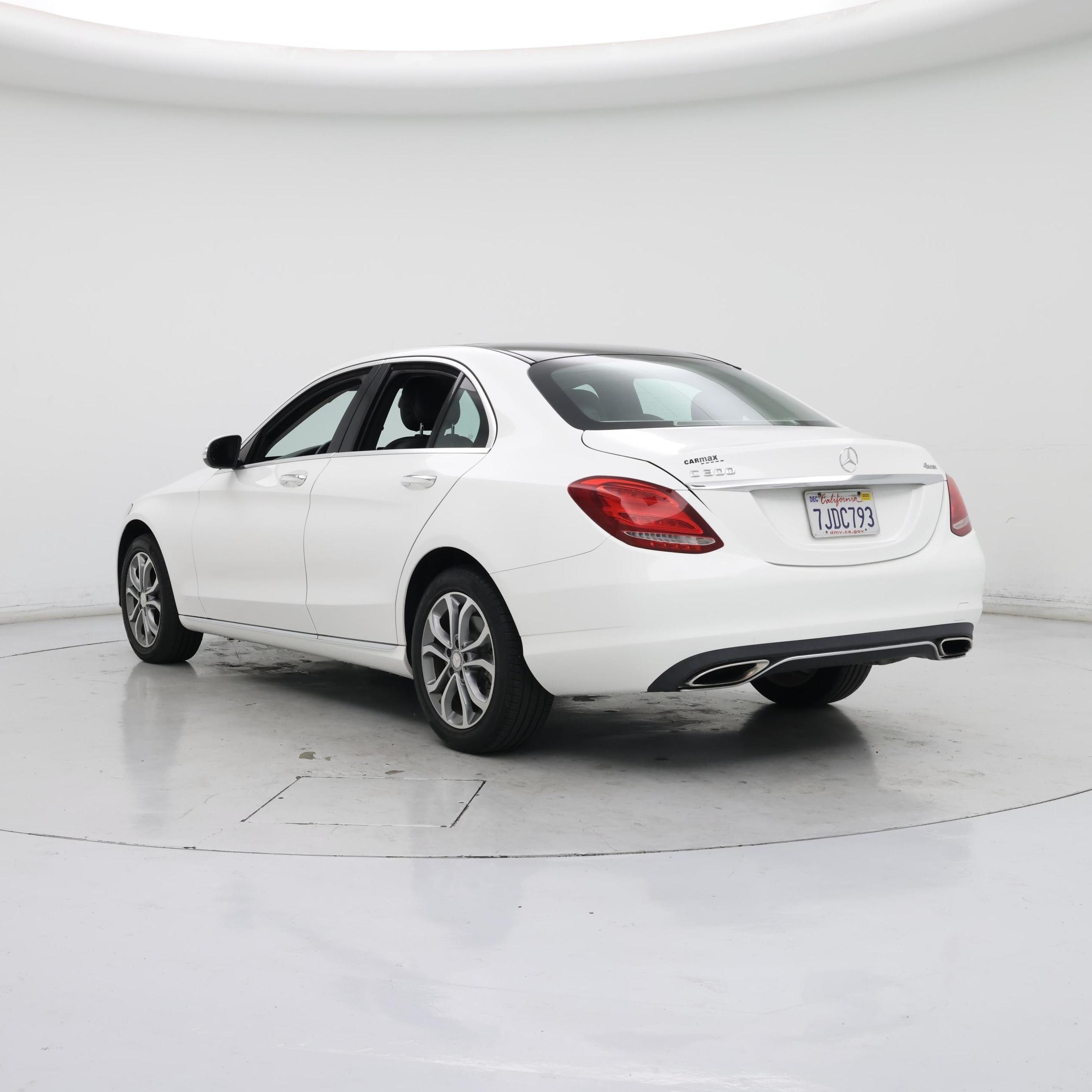 Thumbnail: 2015 Mercedes-Benz C-Class - 2