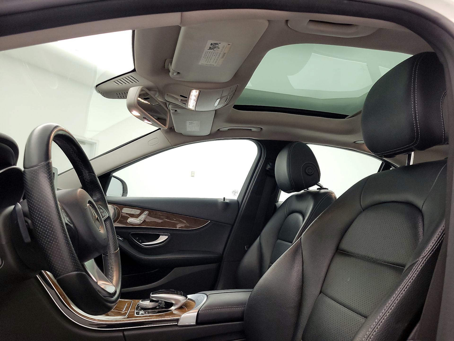 Thumbnail: 2015 Mercedes-Benz C-Class - 19