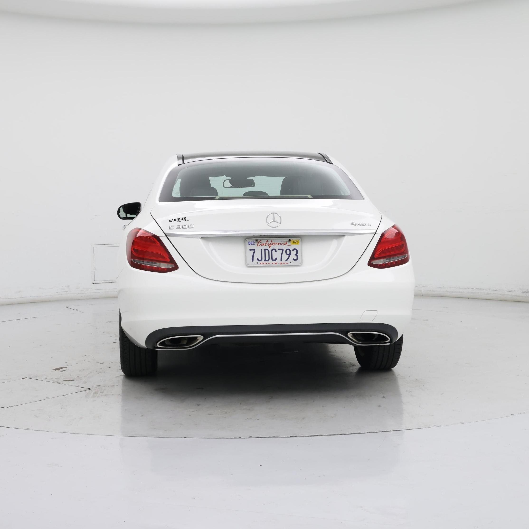 Thumbnail: 2015 Mercedes-Benz C-Class - 6
