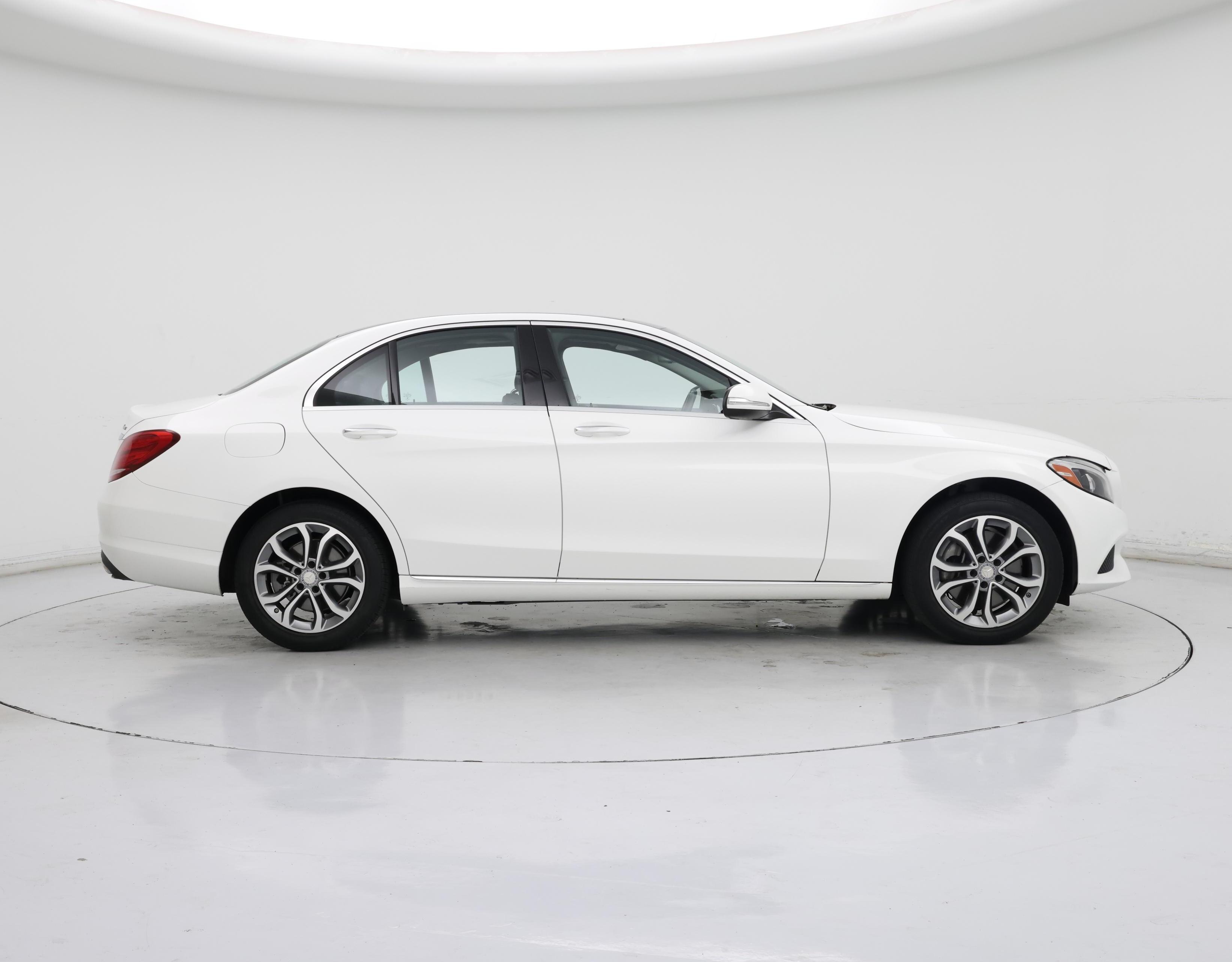 Thumbnail: 2015 Mercedes-Benz C-Class - 7