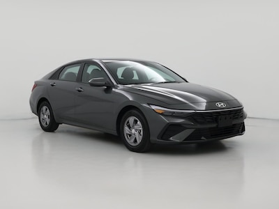 Gray 2024 Hyundai Elantra SE