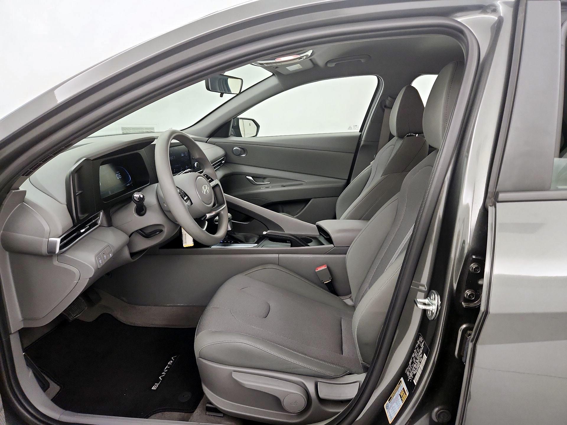 Thumbnail: 2024 Hyundai Elantra - 11