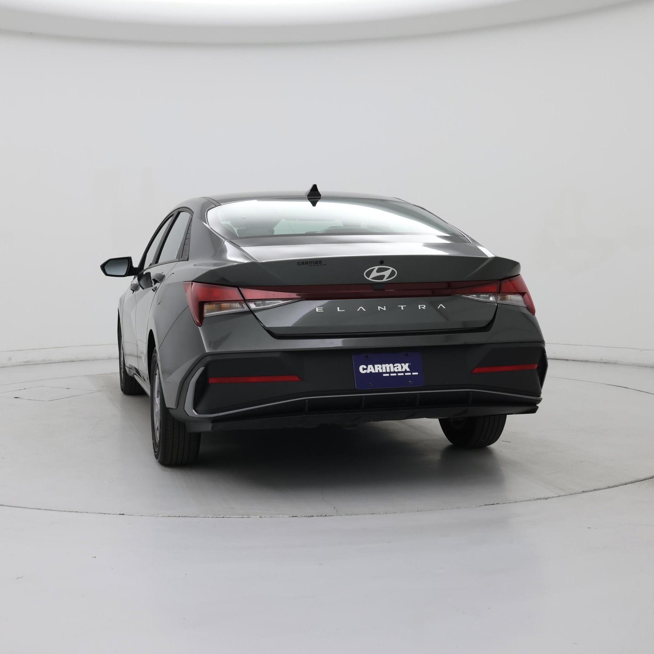 Thumbnail: 2024 Hyundai Elantra - 6